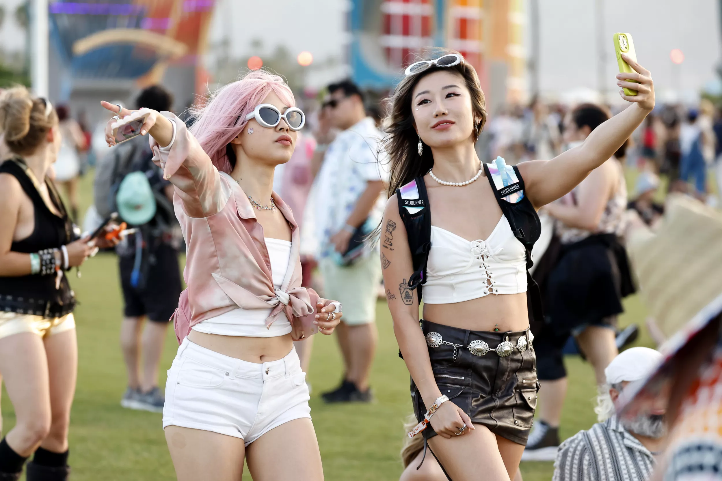 How Coachella Fashion Is Shaping This Summer's Trends - Vimarsana News