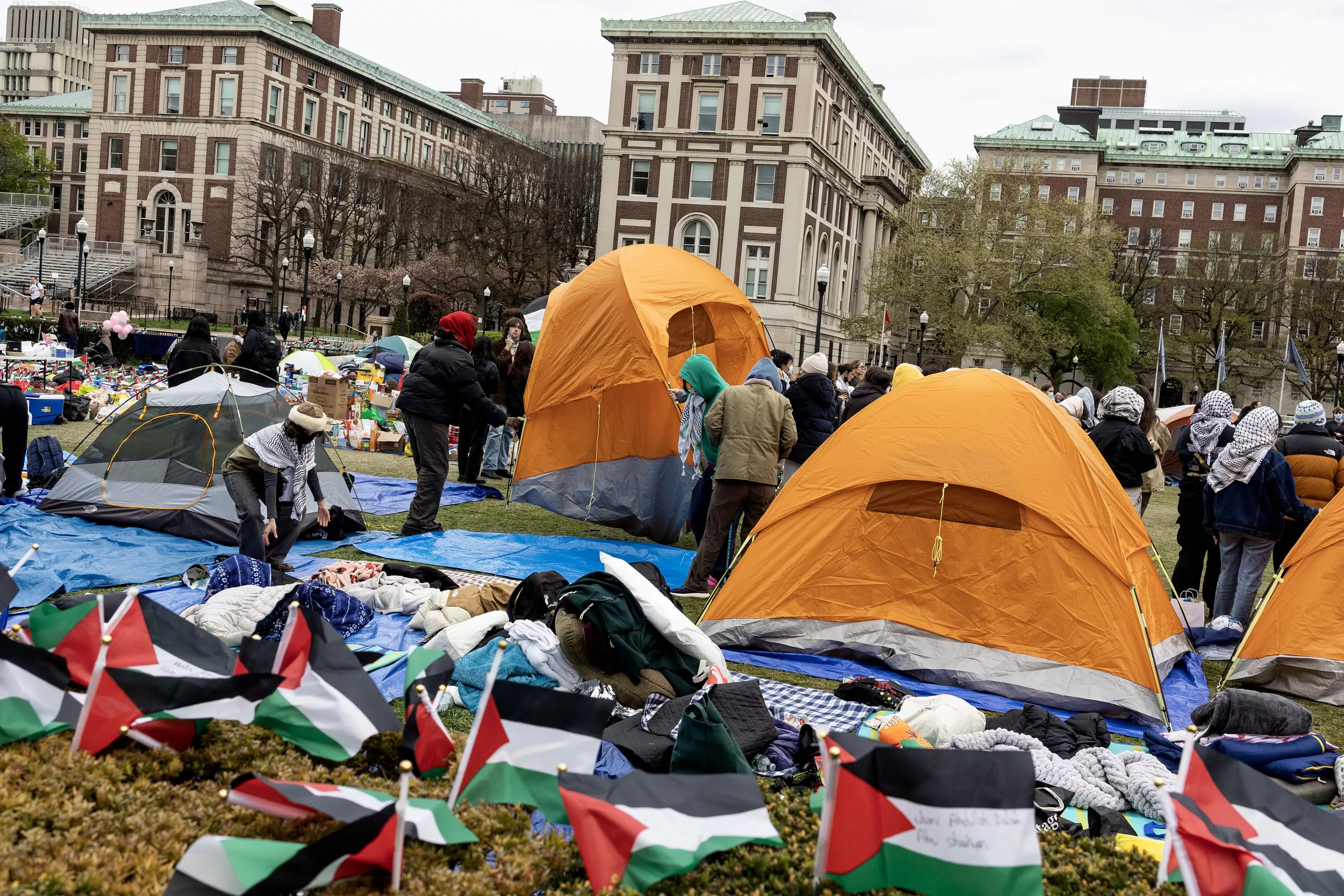 Columbia University Cancels Classes Over Protests - Vimarsana News
