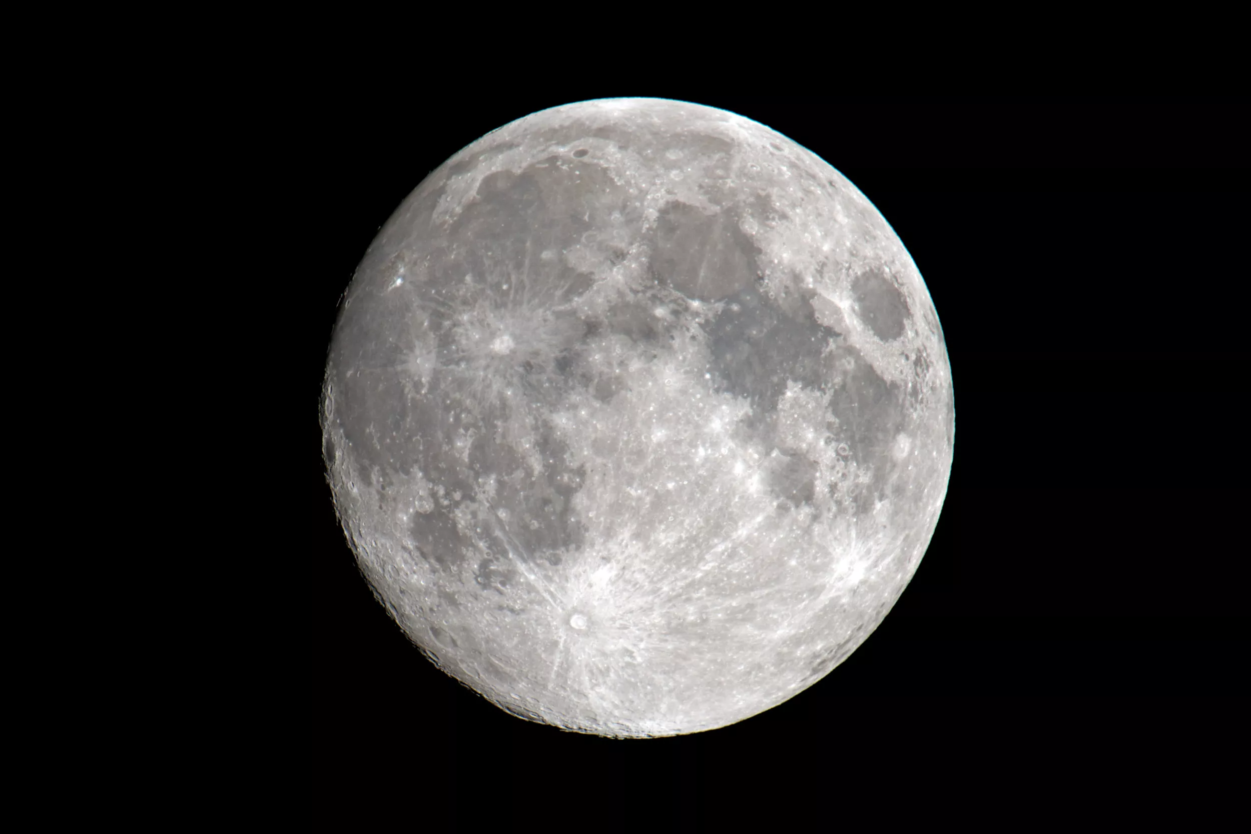 Pink Moon Visible During Lyrid Meteor Shower: When, What Exactly Is It? - Vimarsana News