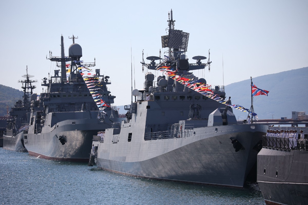 Une vidéo montre les conséquences apparentes d’une frappe contre un navire de la flotte russe de la mer Noire