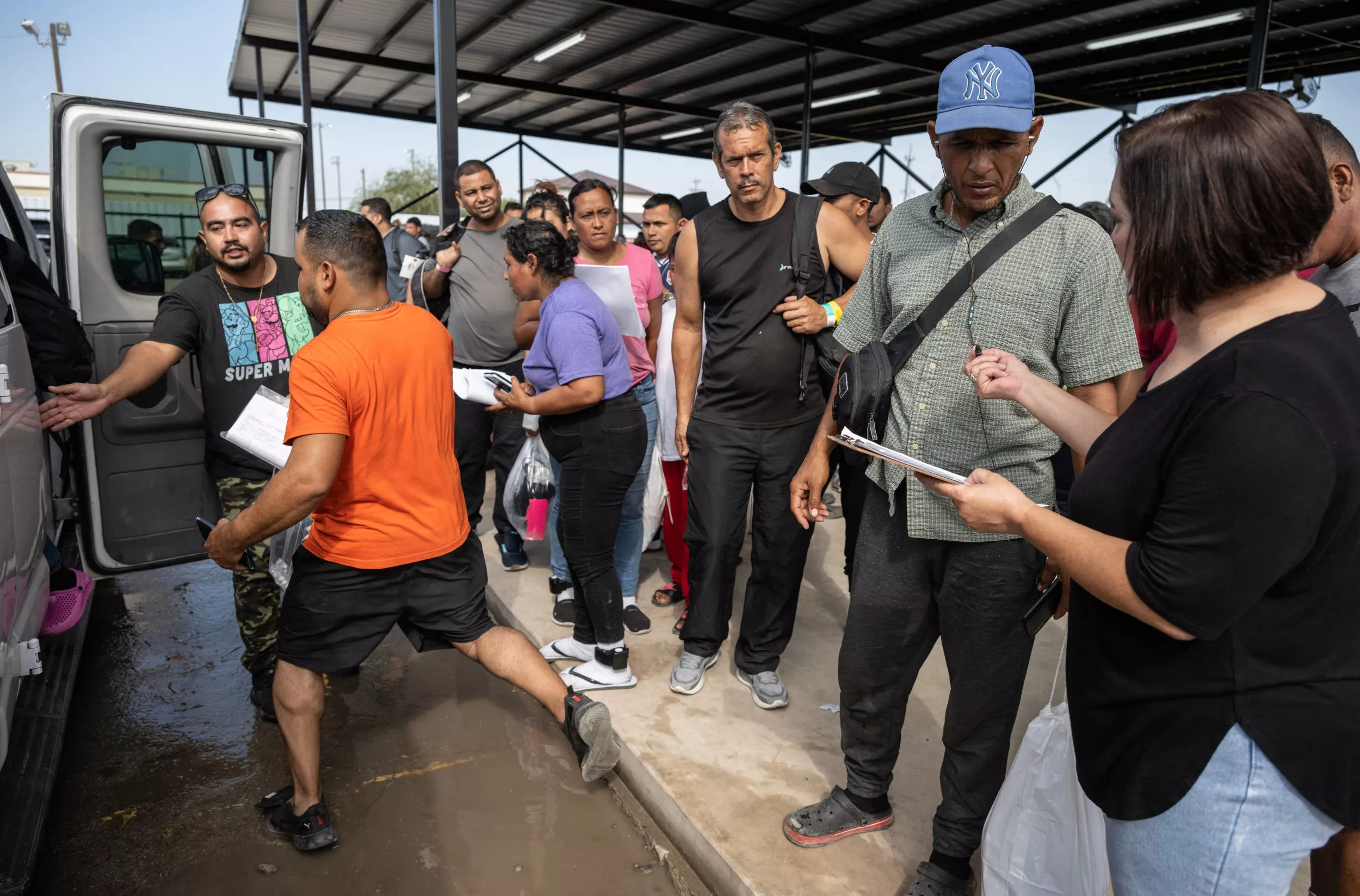 Catholic Charity Uses Taxpayer Money for Migrant Plane Tickets - Vimarsana News