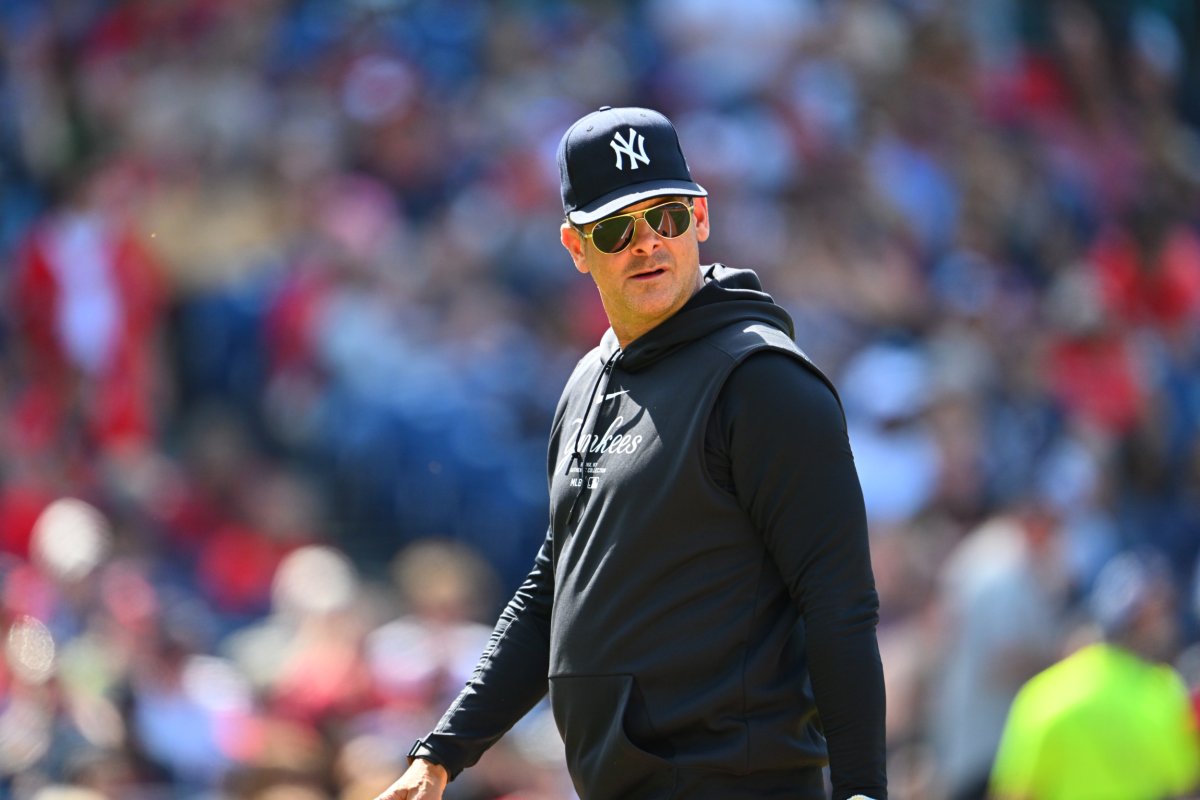 New York Yankees Manager Aaron Boone Gets Ejected for Dumbest Possible  Reason on Monday - Newsweek