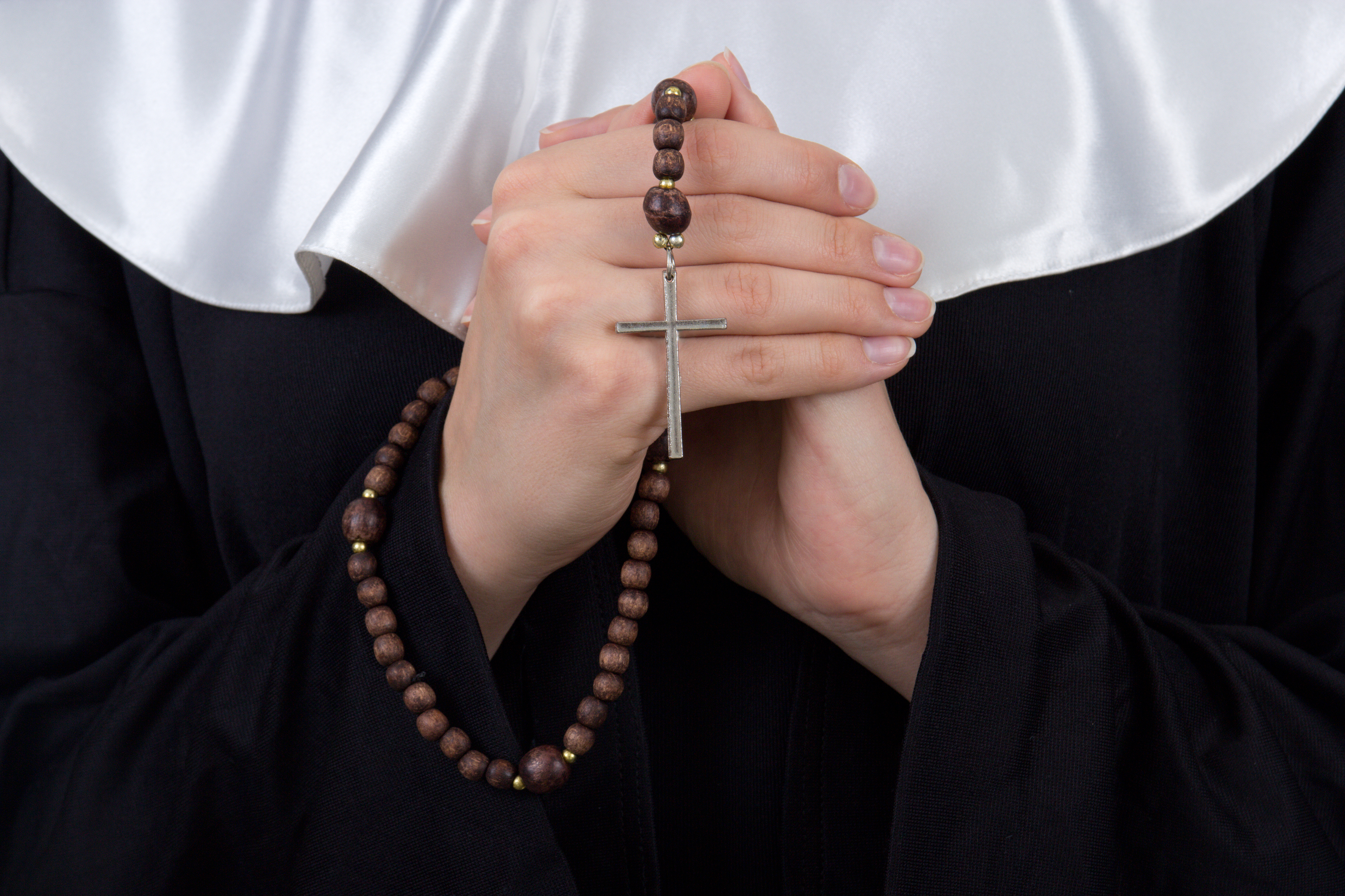 Texas nuns defy Vatican, seek restraining order on bishop