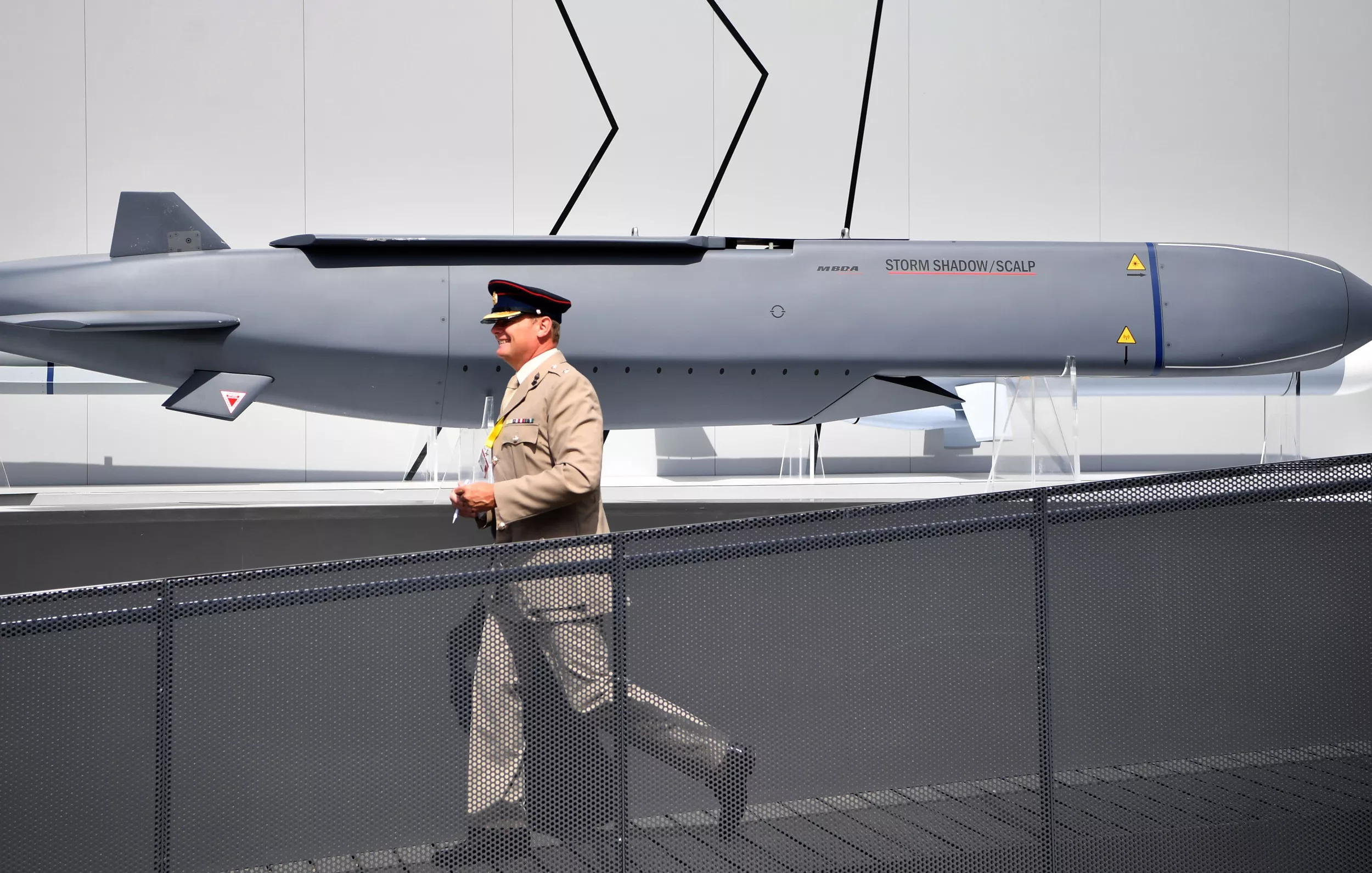 All the Weapons Ukraine Is Set to Receive From US, UK: Full List - Vimarsana News