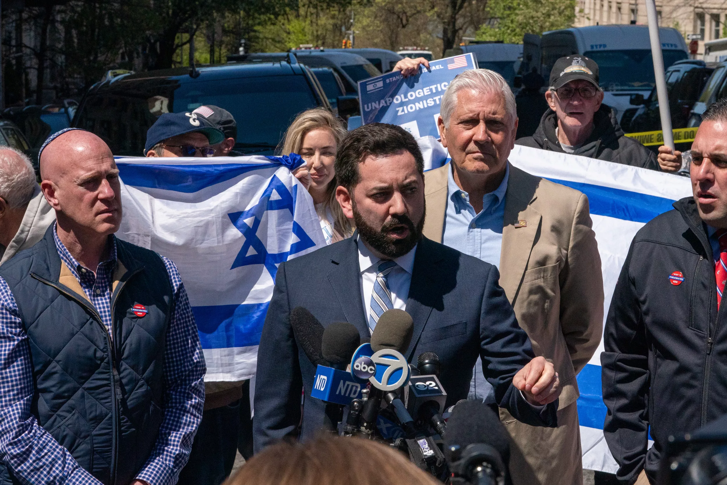 Full List of Lawmakers Calling for Columbia President's Resignation - Vimarsana News