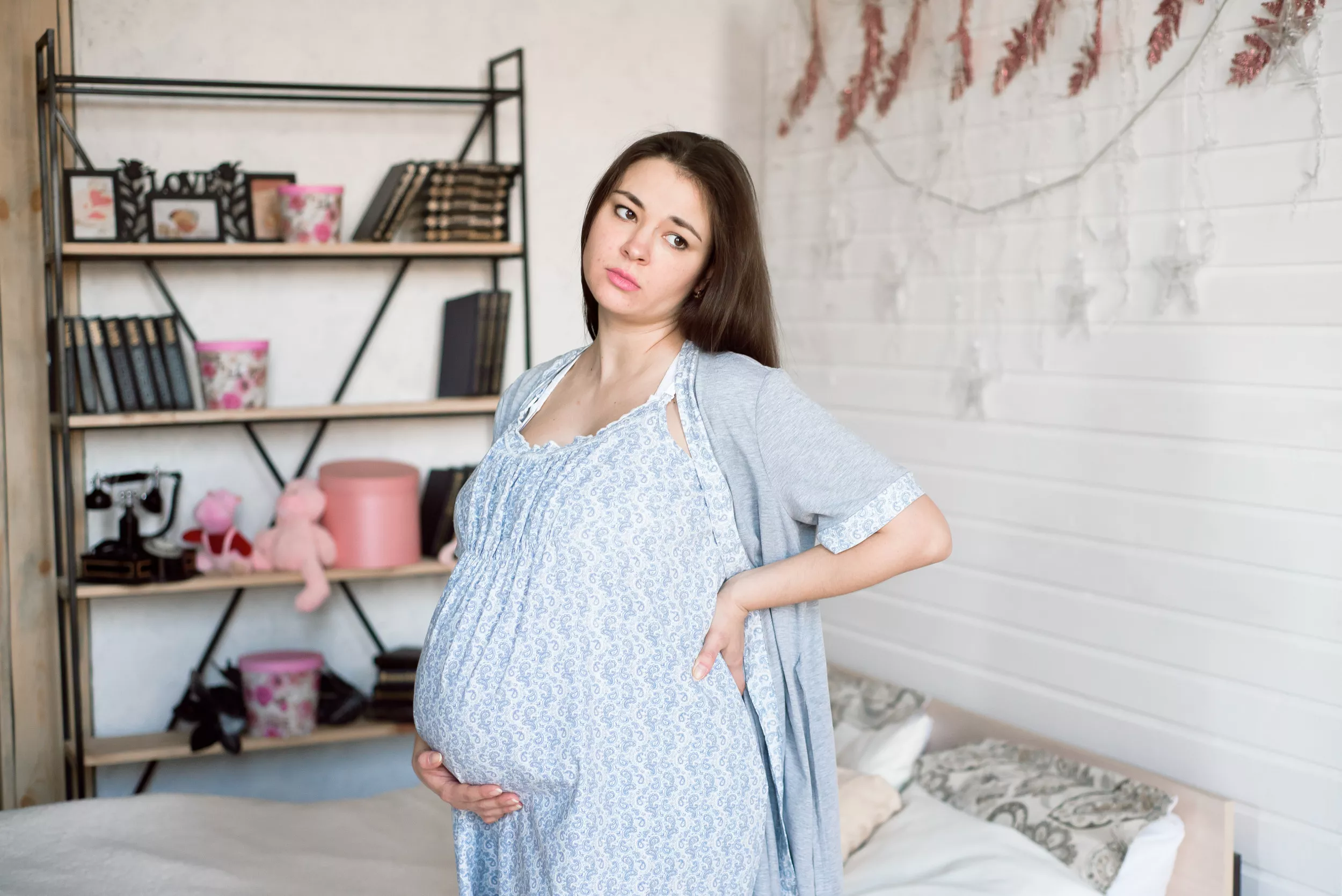 Woman Backed for Refusing To Attend Stepsister's Baby Shower—'Zero Desire' - Vimarsana News