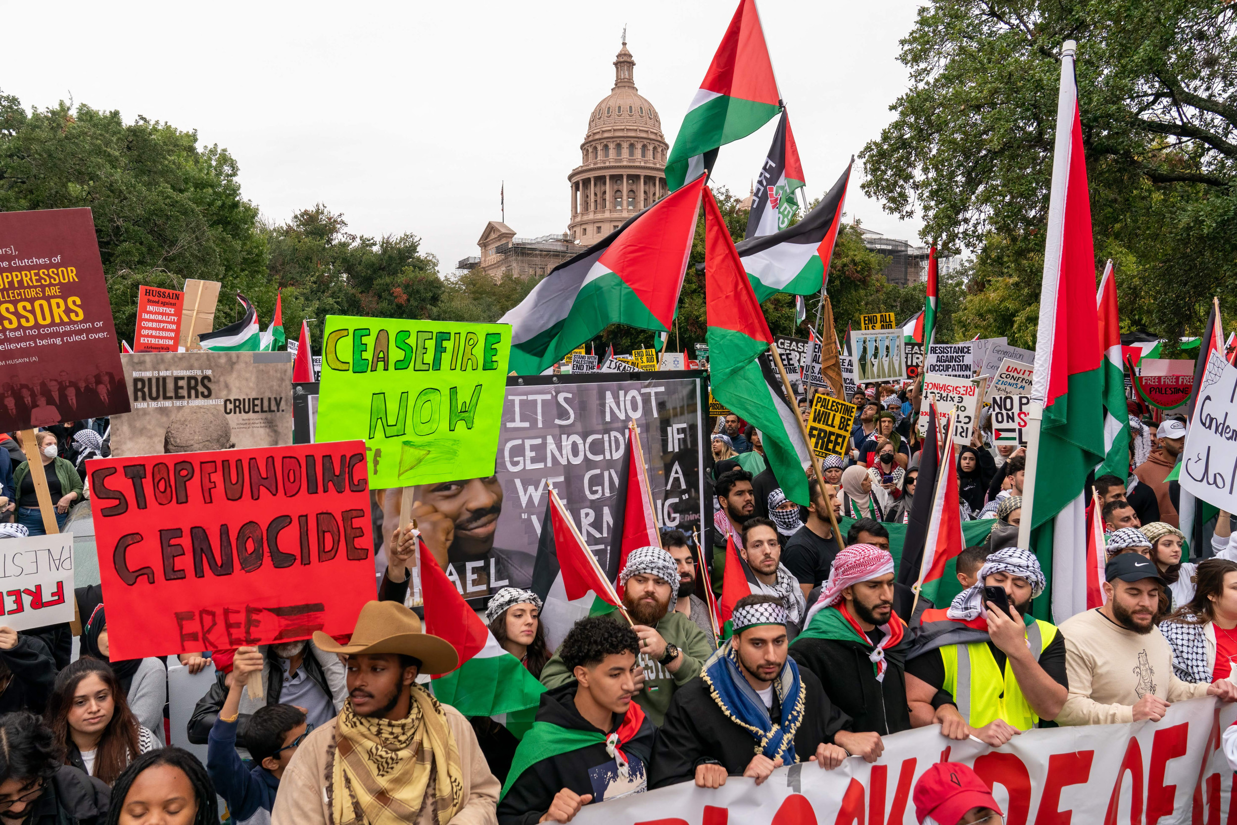Texas state troopers deployed to pro-Palestinian college protest