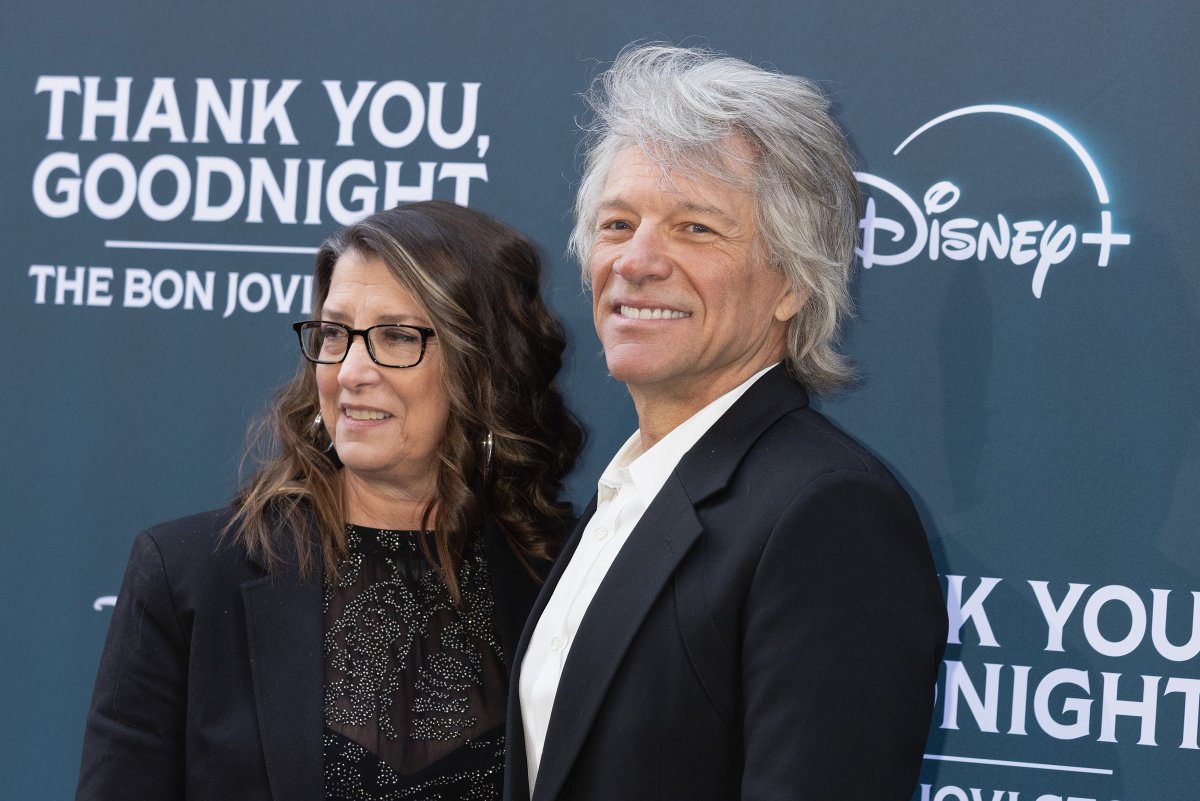 Jon Bon Jovi, Dorothea Hurley