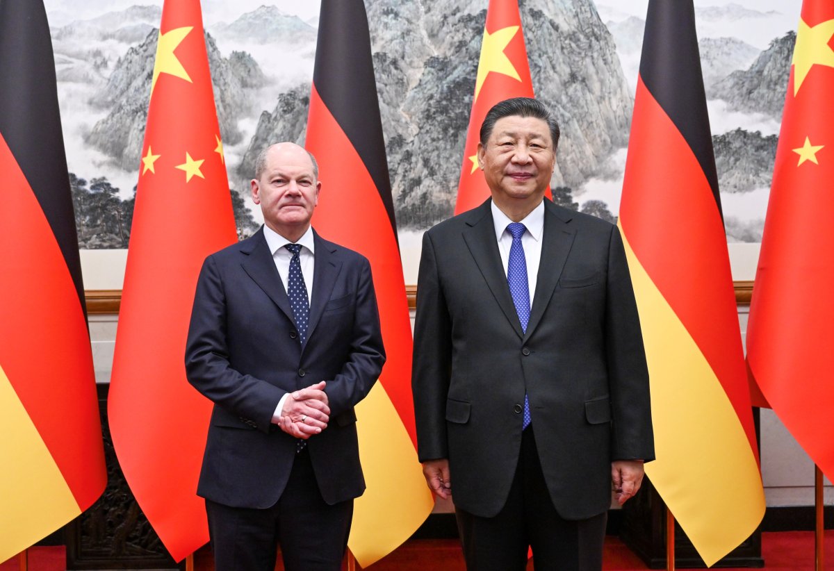 China's Xi Jinping receives Germany's Olaf Scholtz