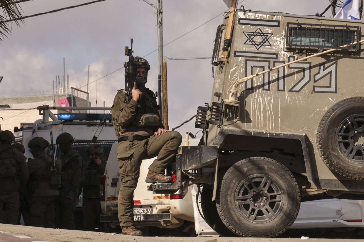 IDF member pictured near Hebron West Bank