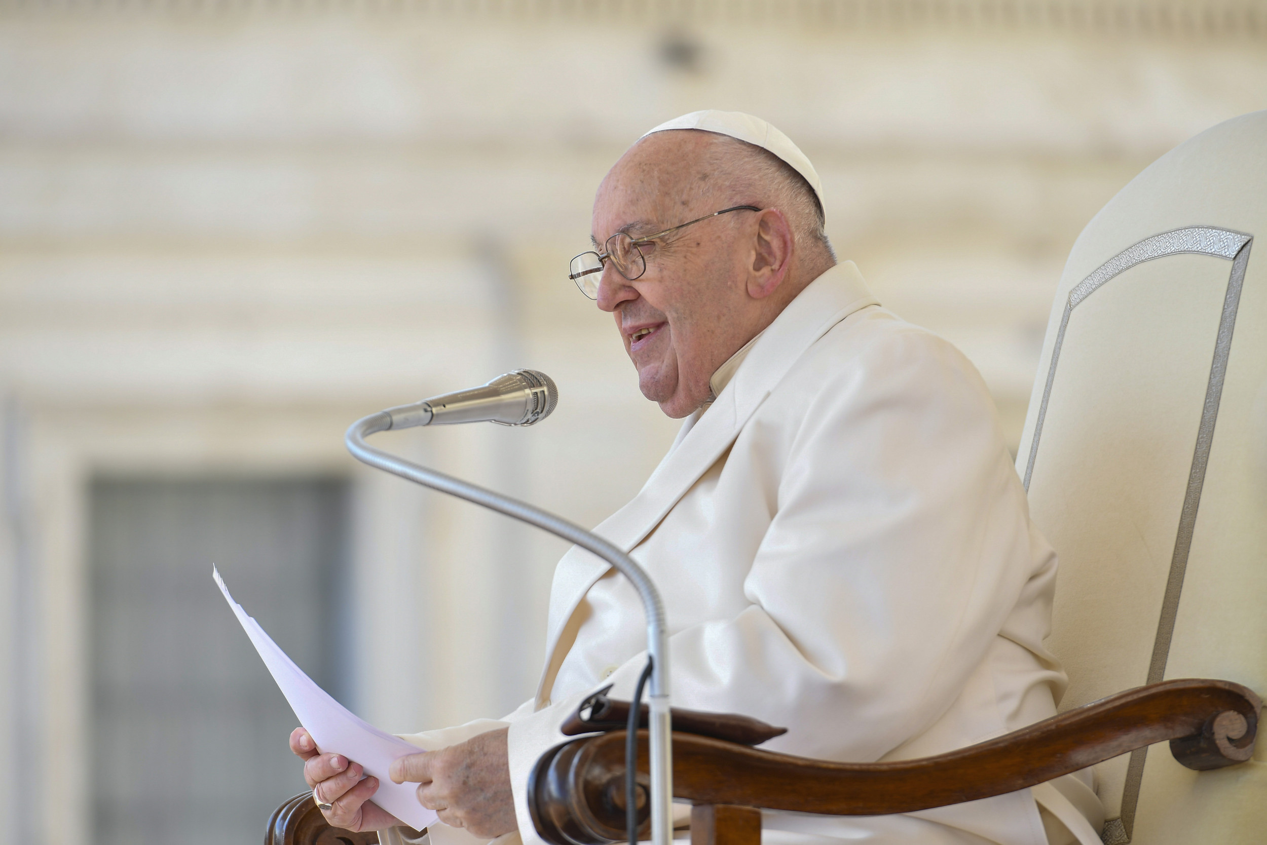 Pope Francis slammed by Fox News host: ‘Churches are empty’