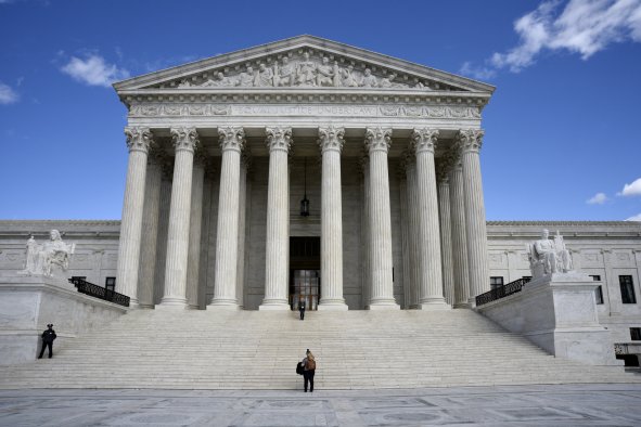Trump's Lawyer Makes Surprising Move During Supreme Court Argument