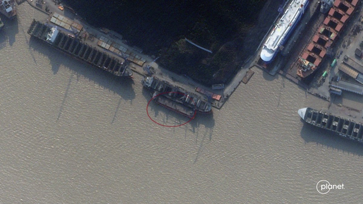 Suspected Russian Ship Waits in Chinese Port
