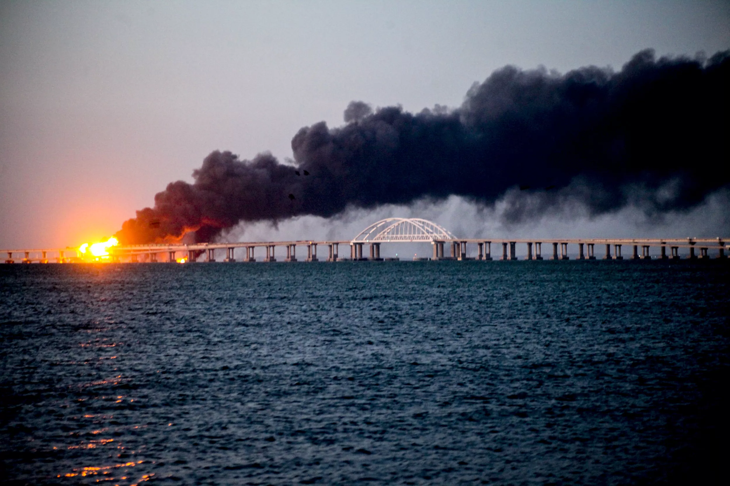 Ukraine Decoy Missiles Spark Crimea Attack Fears - Vimarsana News