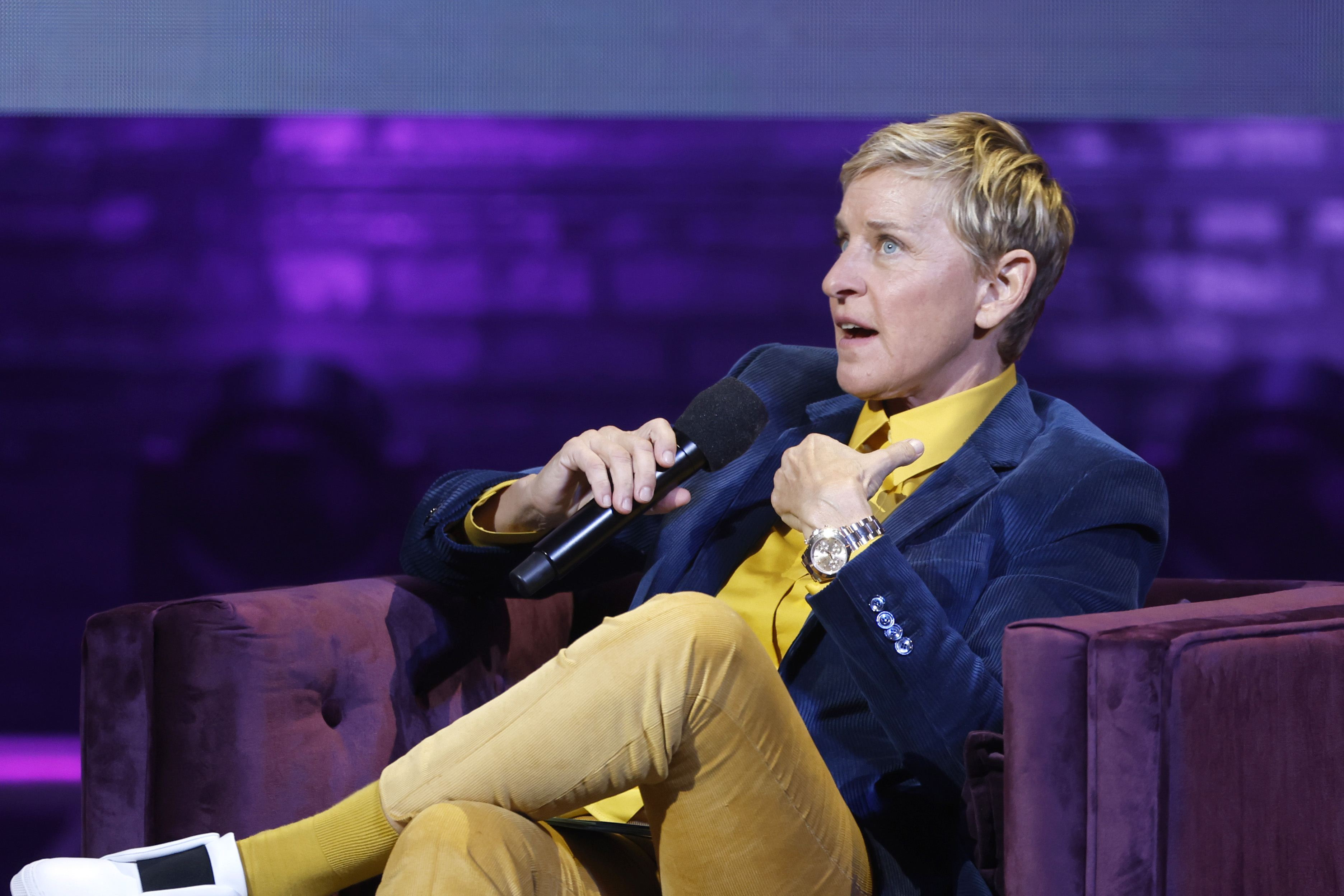 Ellen DeGeneres ne cache rien en affirmant qu’elle a été « expulsée » d’Hollywood après un talk-show dramatique