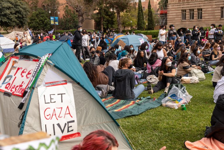 Pro-Palestinian Protests Deal Blow to Student Loan Forgiveness