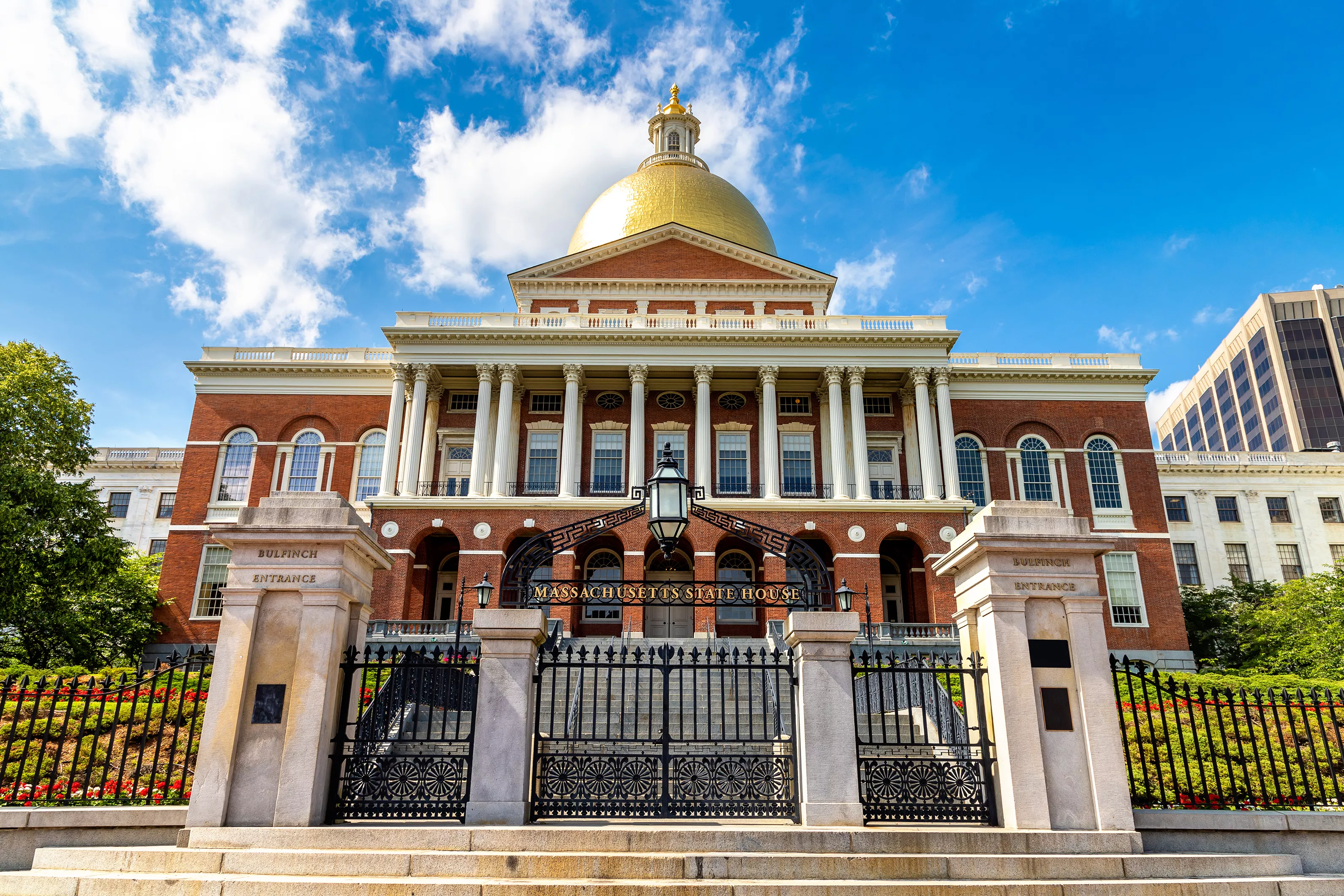 Massachusetts Kills Plan to Prioritize Homeless Veterans Over Migrants - Vimarsana News