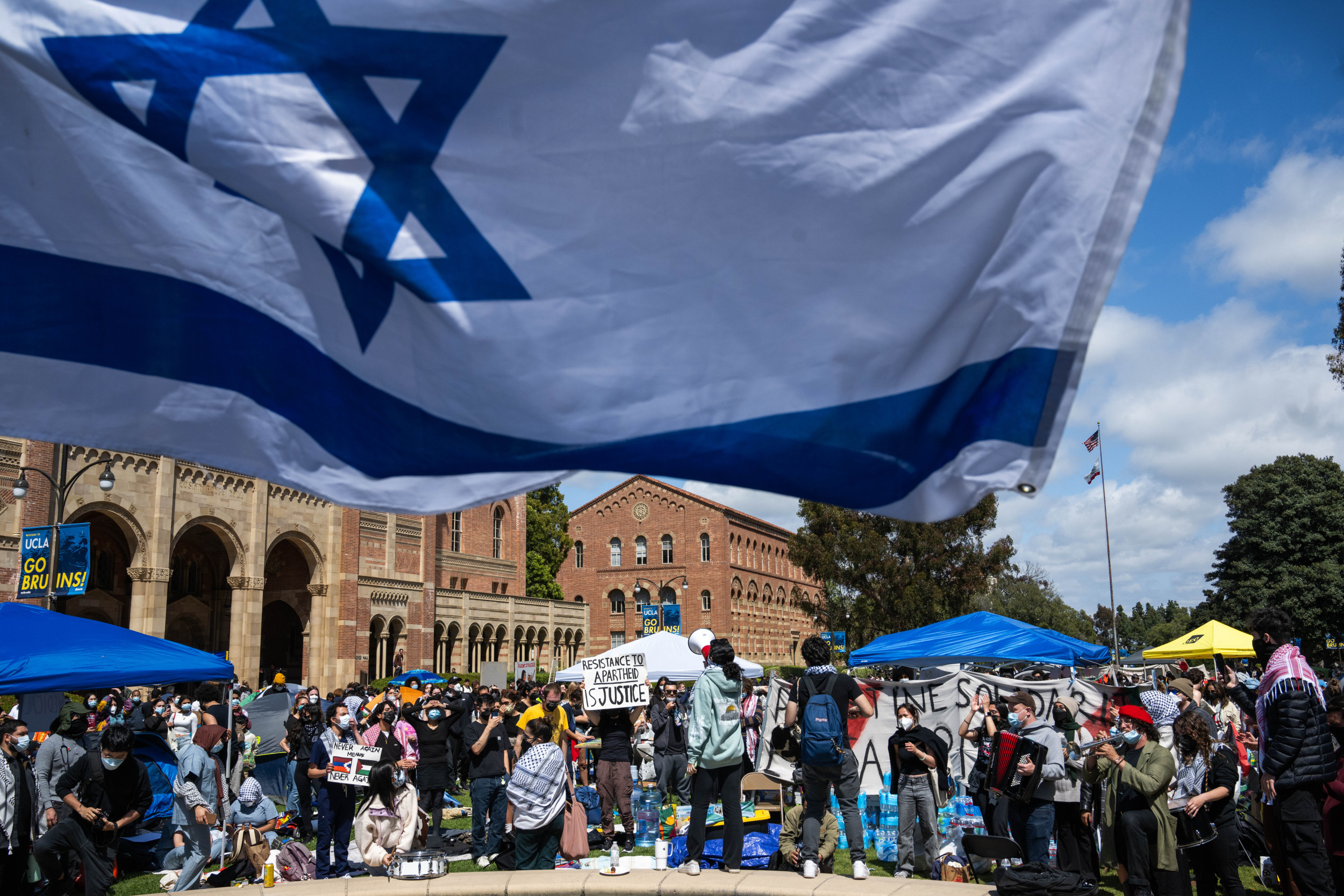 Les contre-manifestations pro-israéliennes se multiplient sur les campus universitaires