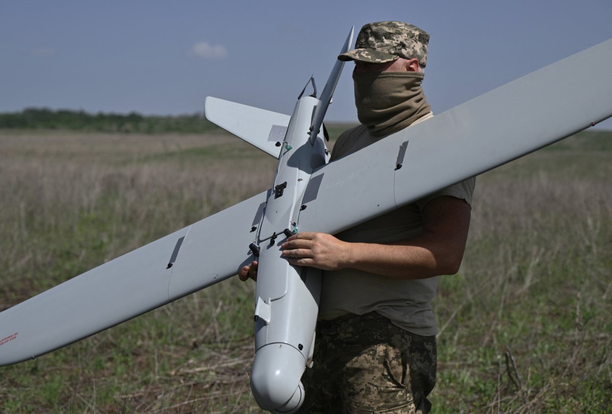 Ukraine soldier with drone Chasiv Yar April