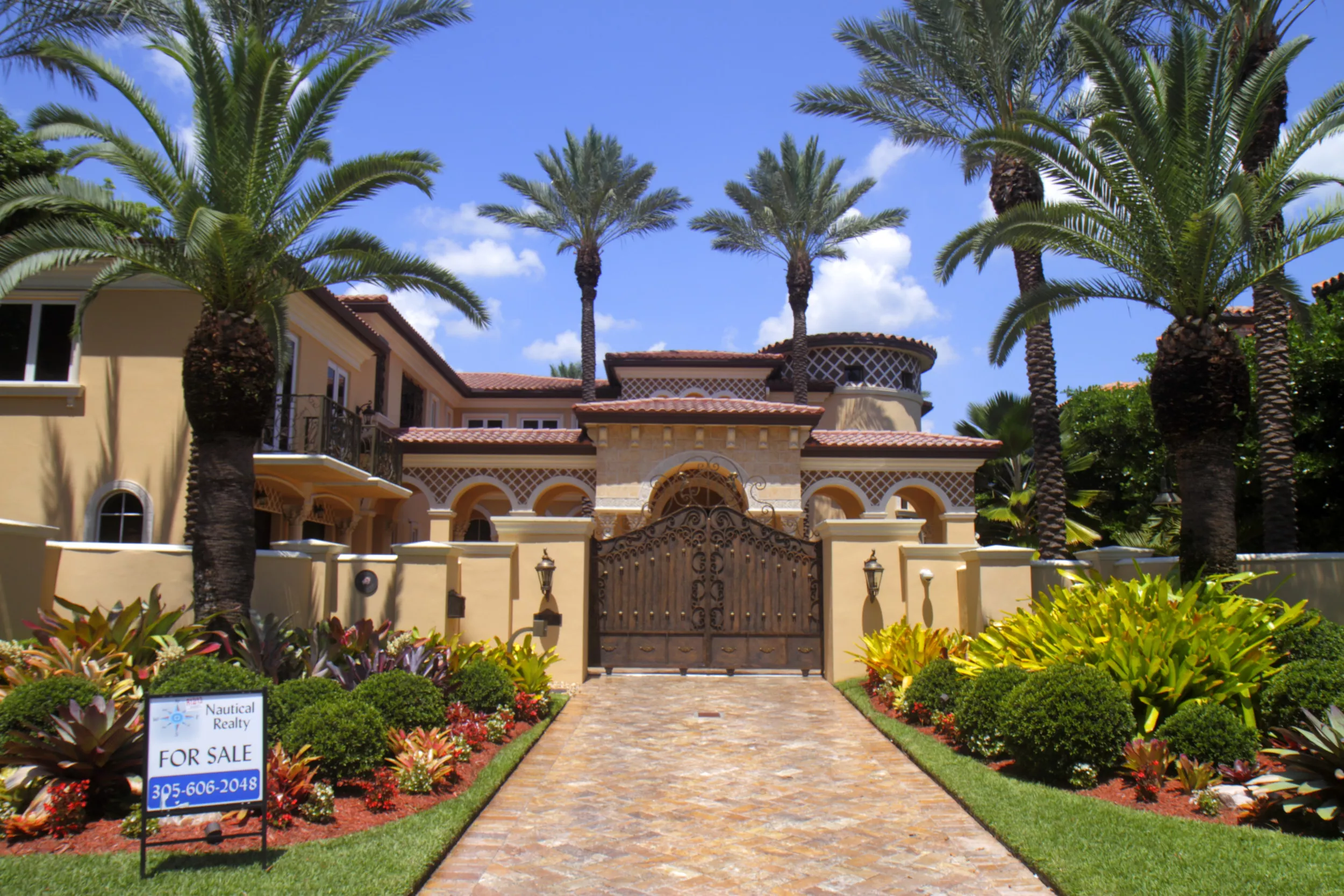 Florida Housing Market Gets 'Worrying Sign' - Vimarsana News