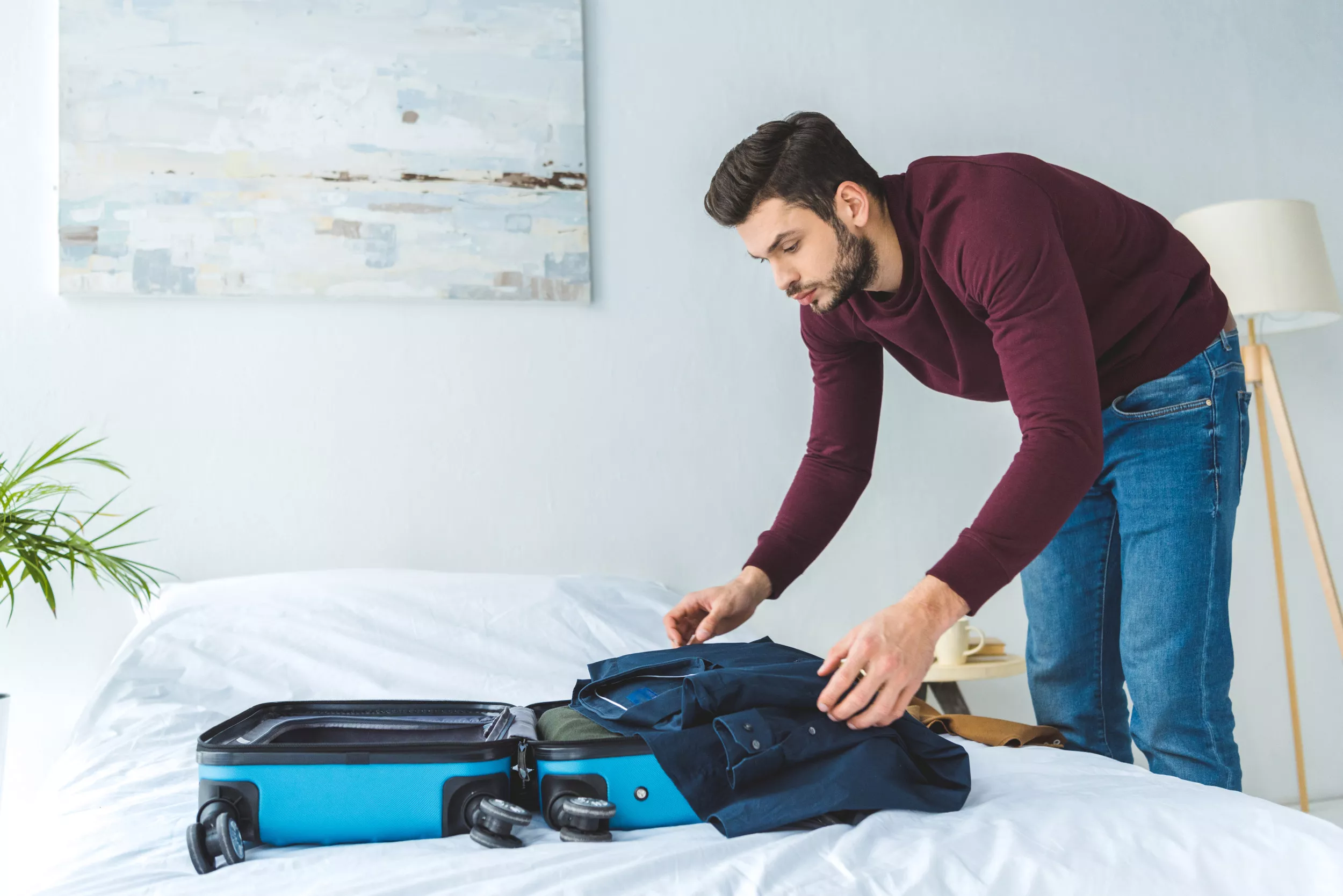 Woman Can't Believe Boyfriend's Packing for Trip With Friends: 'Good Luck' - Vimarsana News