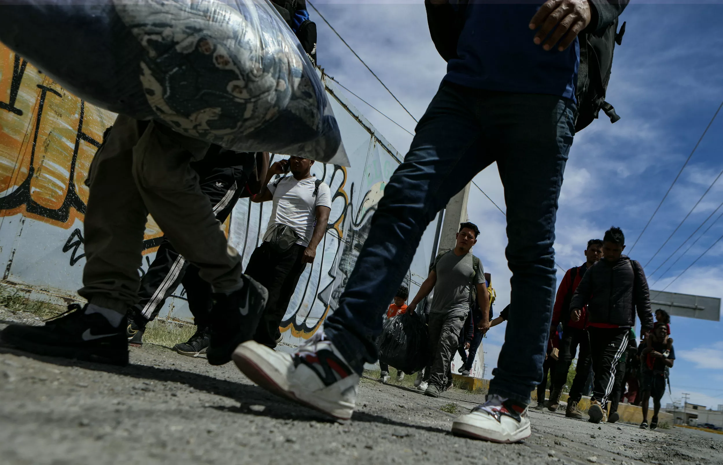Map Shows Hotspots for Migrants Flying Into US - Vimarsana News