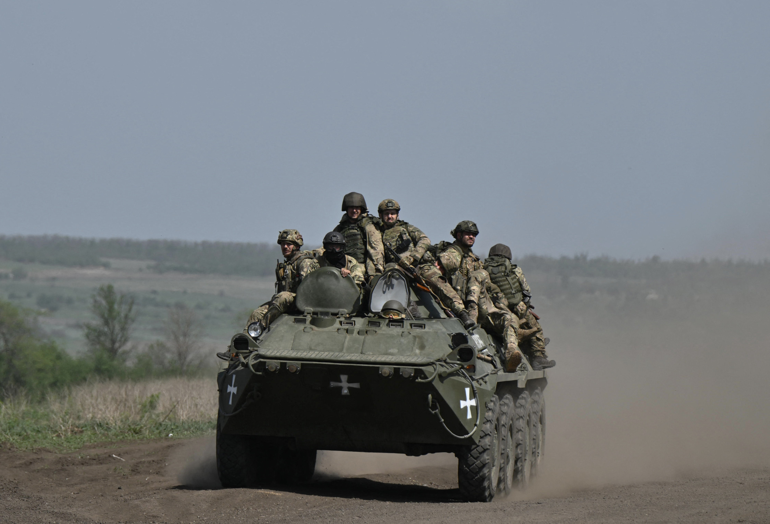 Russia amassing tens of thousands of troops around key Ukrainian town