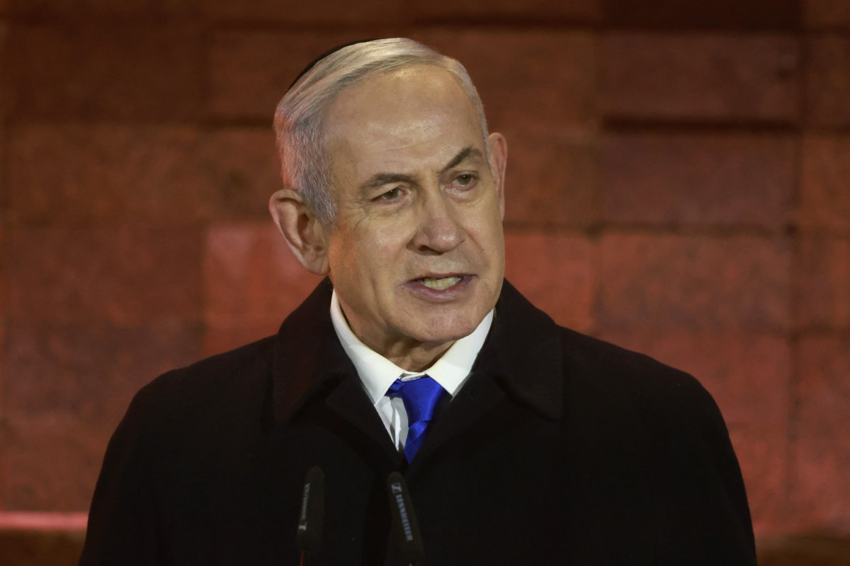 Benjamin Netanyahu speaks at Yad Vashem