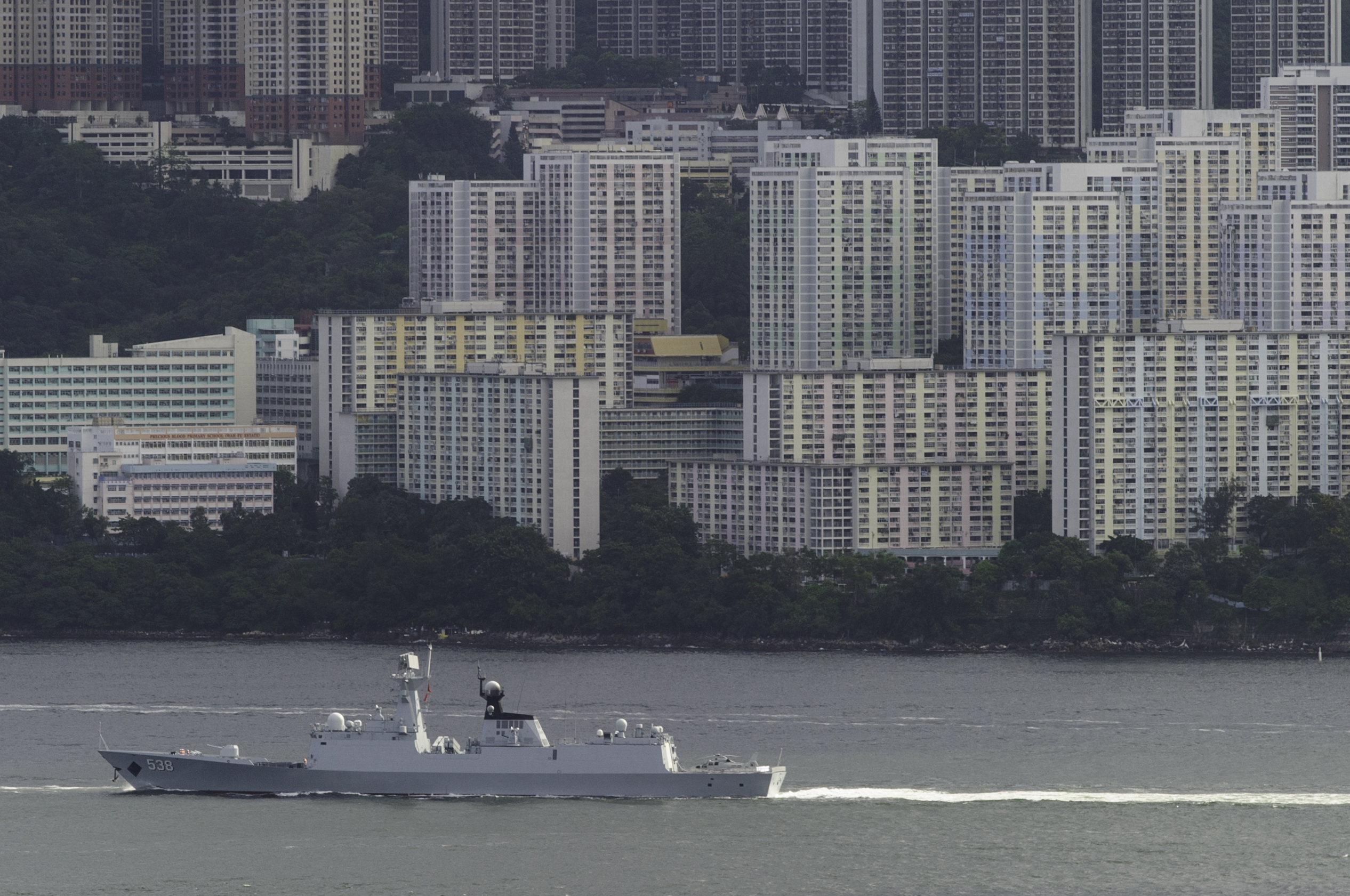Des navires de guerre chinois se dirigent vers le Pacifique