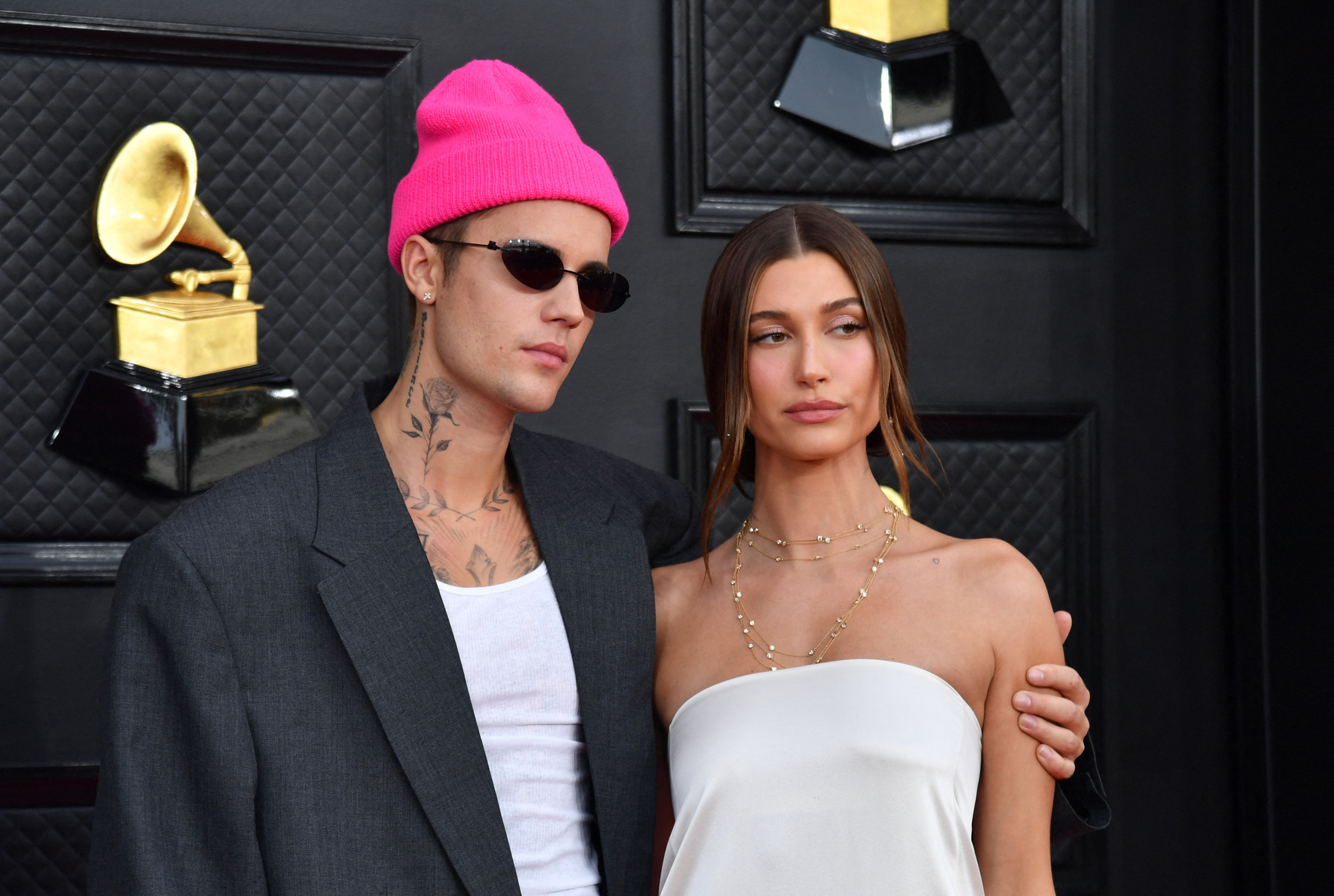 Celebs and Fans Celebrate Hailey Bieber's Pregnancy Announcement With
