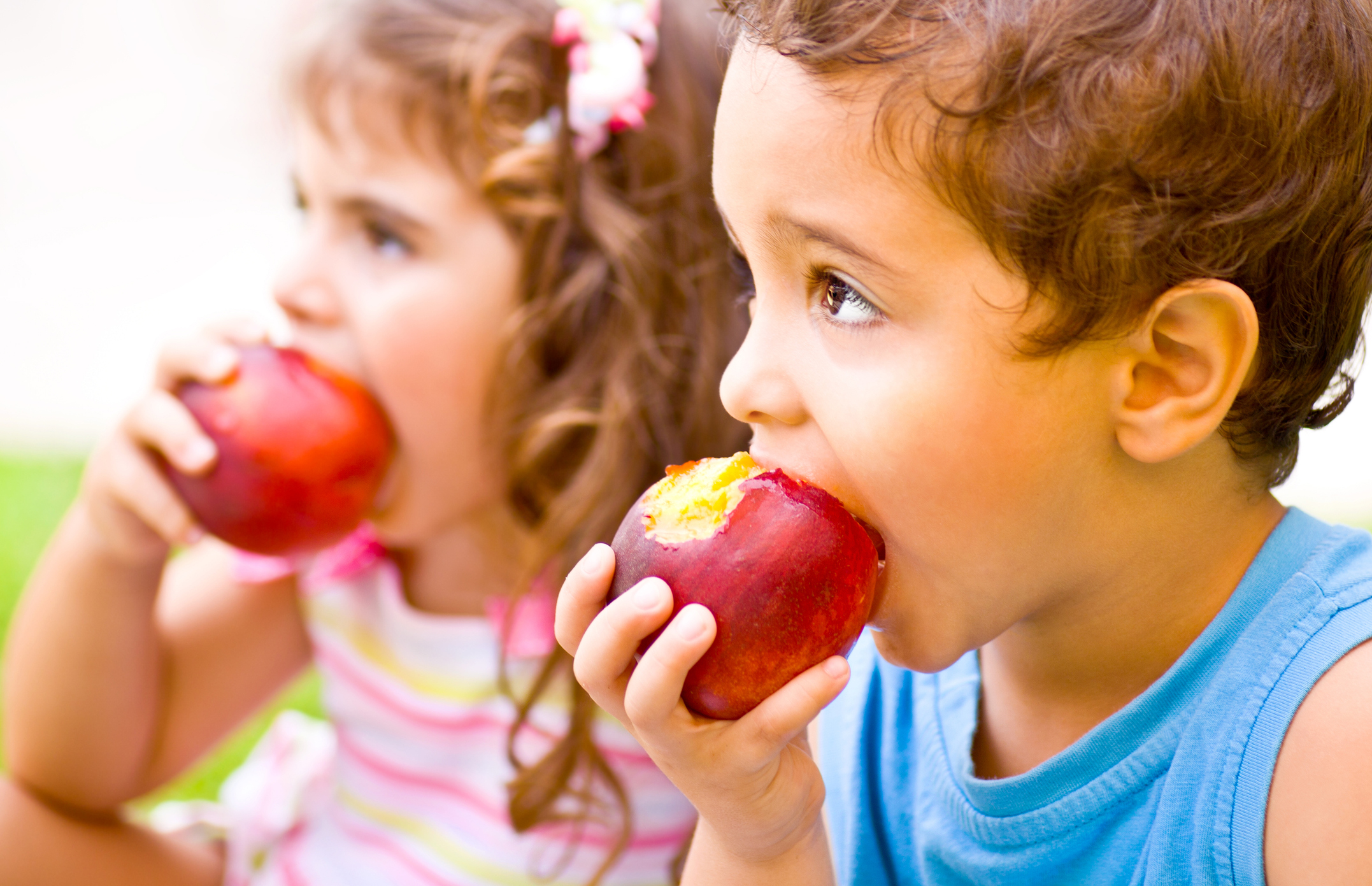 Le risque d’obésité chez les enfants dépend de la source de sucre et non de la quantité
