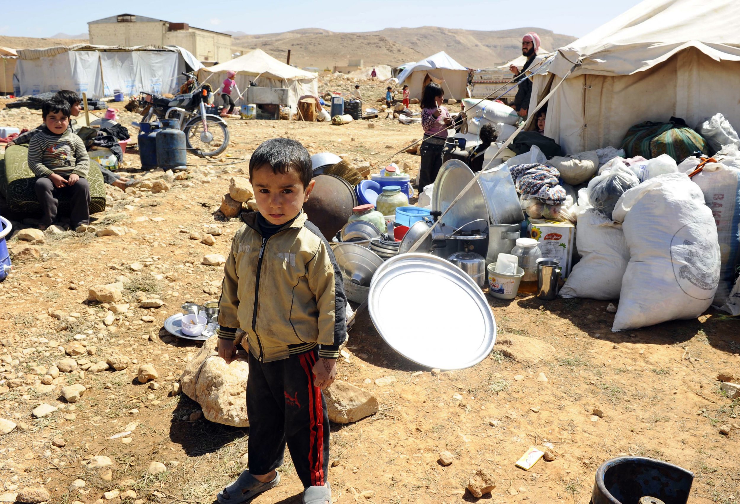 one-million-refugees-flee-syrian-war-to-lebanon