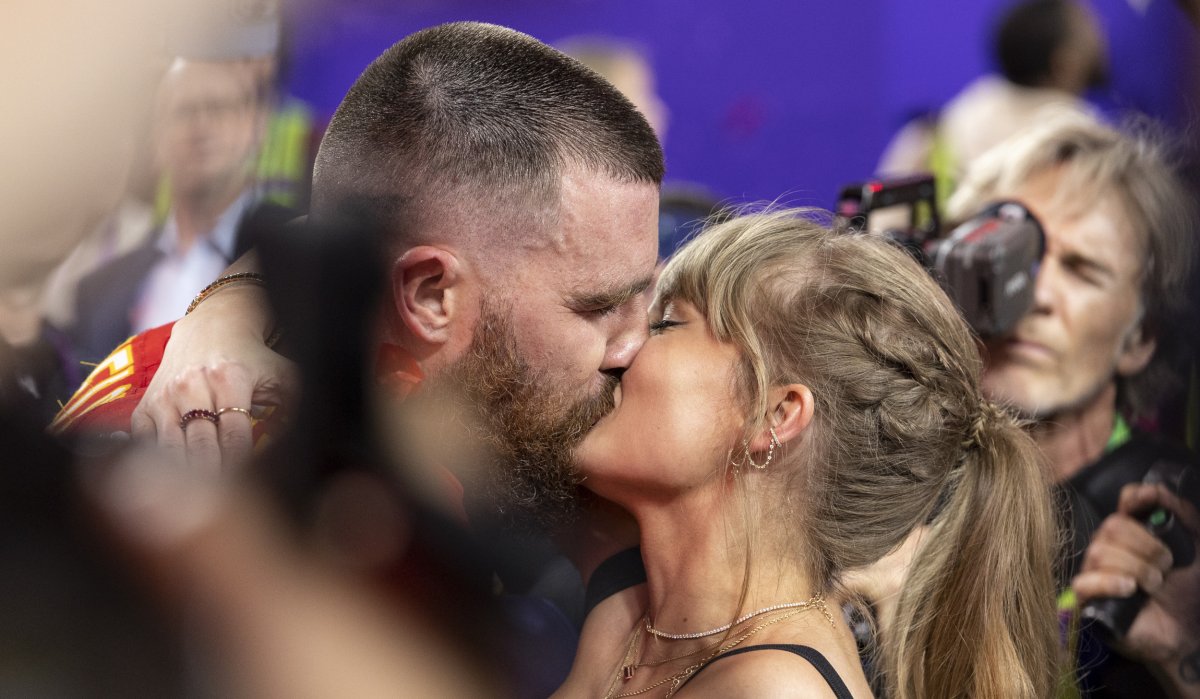 Travis Kelce Taylor Swift