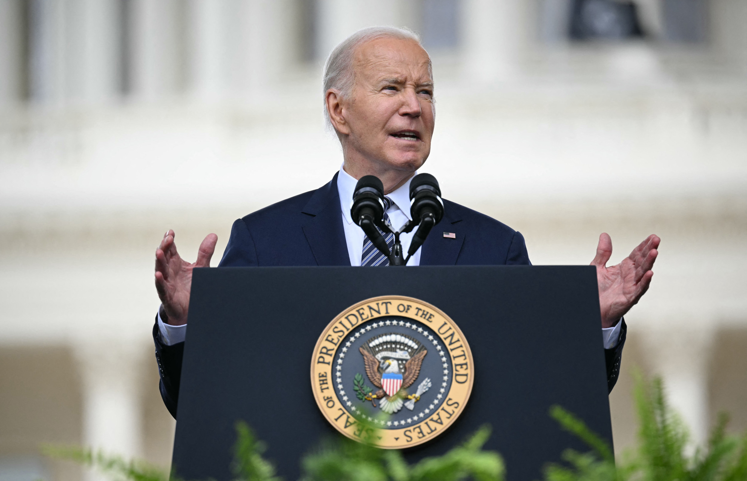 Democratic Governors Are the Sharp End of the Spear in Biden's Re-Election - Vimarsana News
