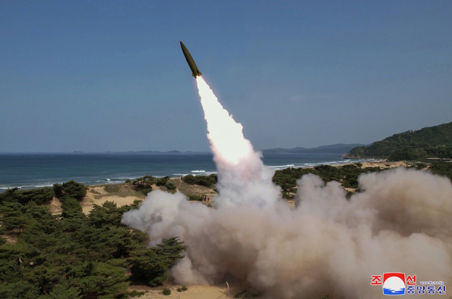 Le Japon lance une alerte aux missiles de la Corée du Nord : « Prenez refuge »