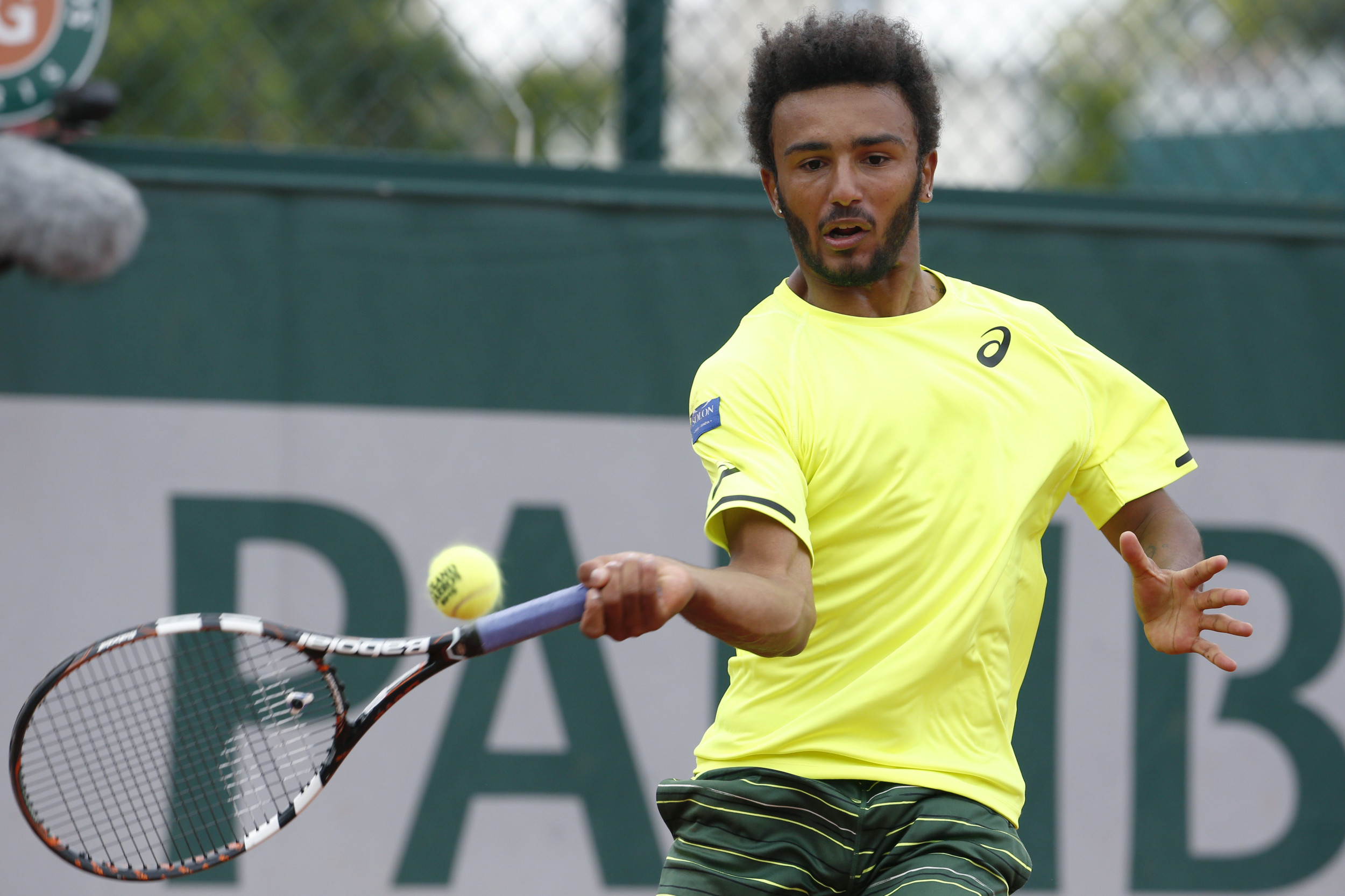 Un joueur de tennis français accusé d’avoir volé l’argent des Américains pour des billets