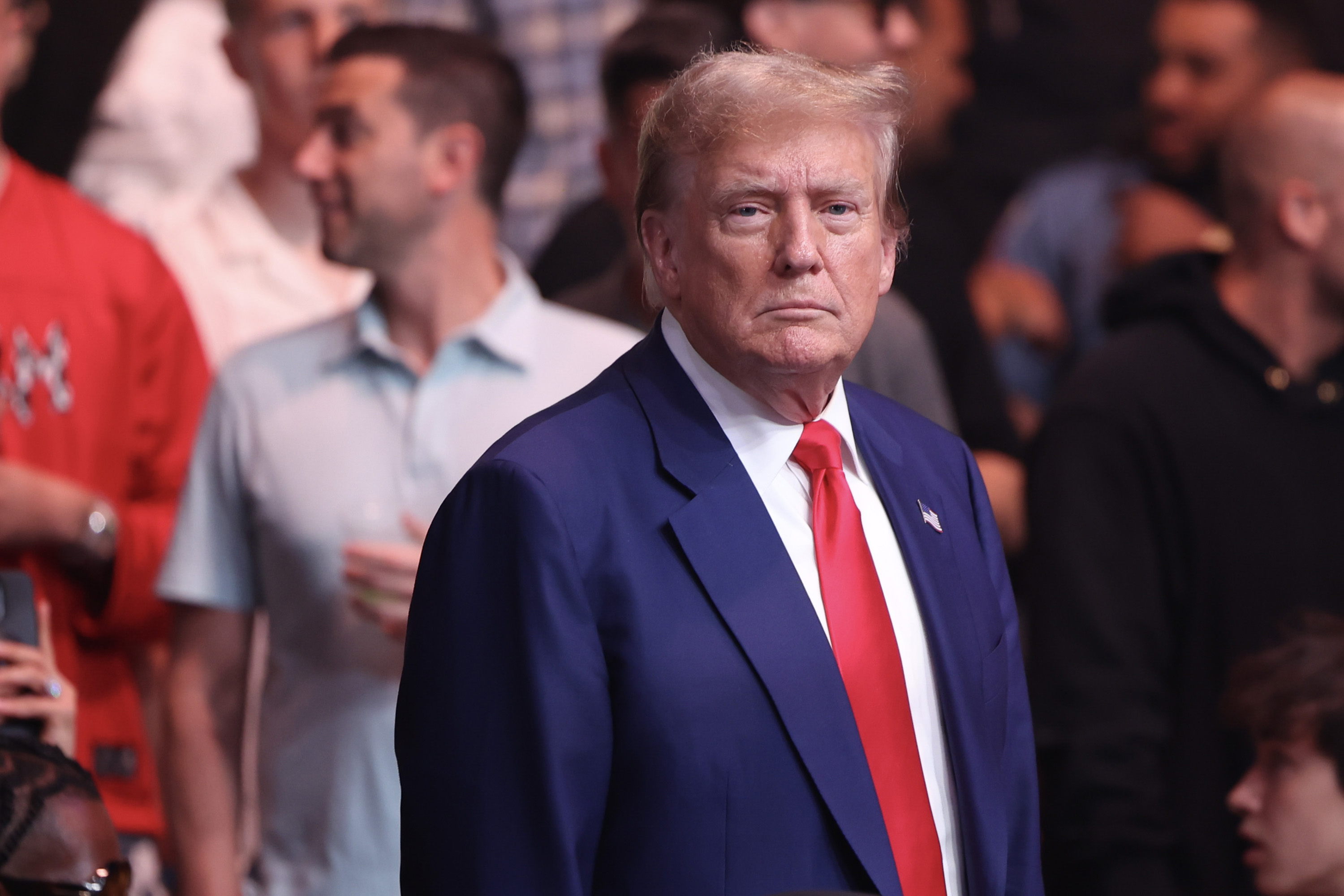 トランプ氏の側近、刑事裁判と捜査の最中に報酬増額：報道