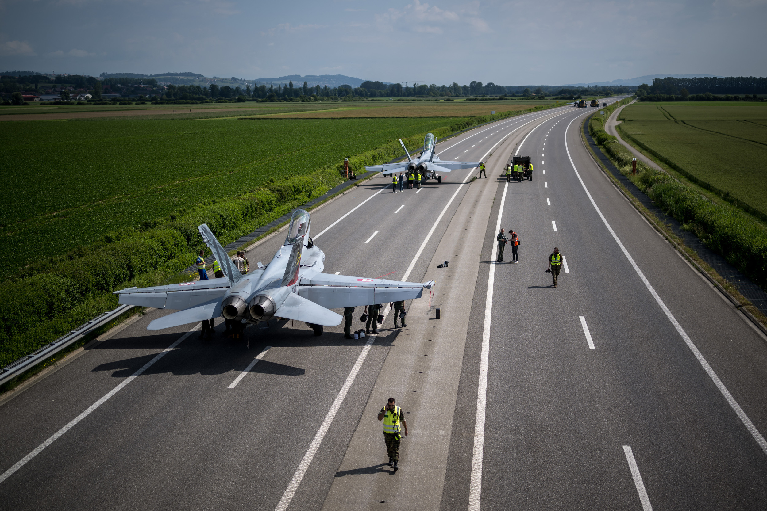 Fighter jets land on highway in emergency training exercise