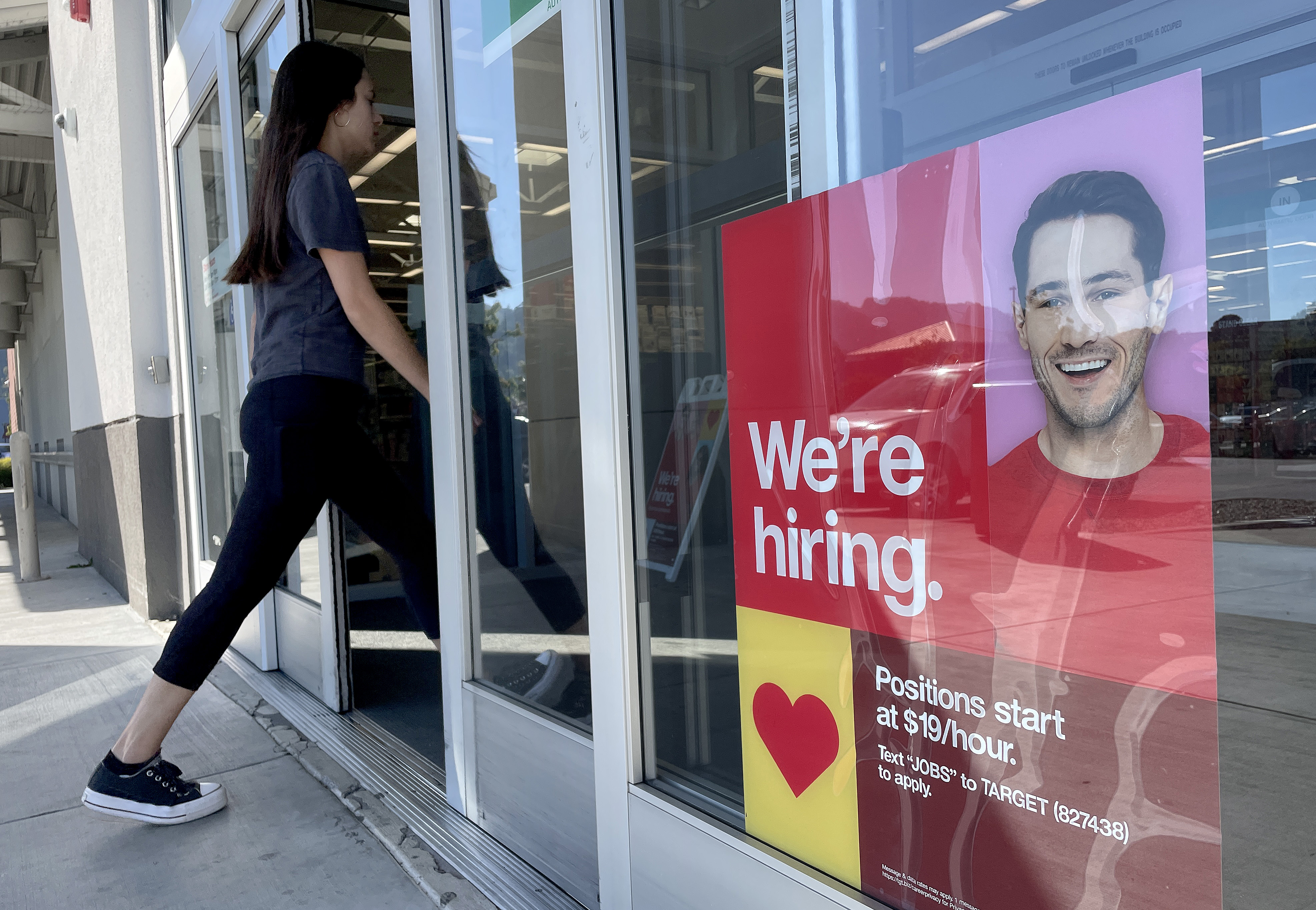 Job market shows signs of slowing