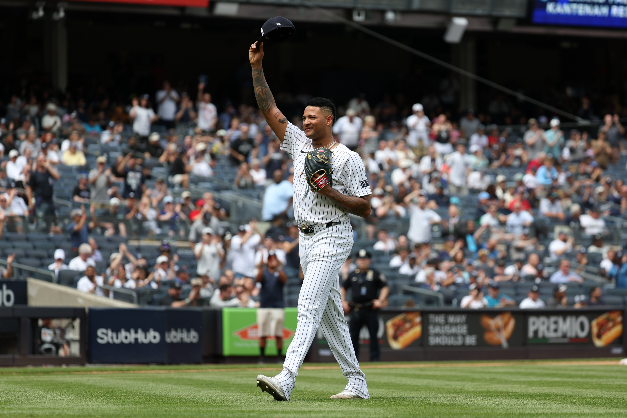 Yankees Rookie Making New York, MLB History Amid Dominant Start to