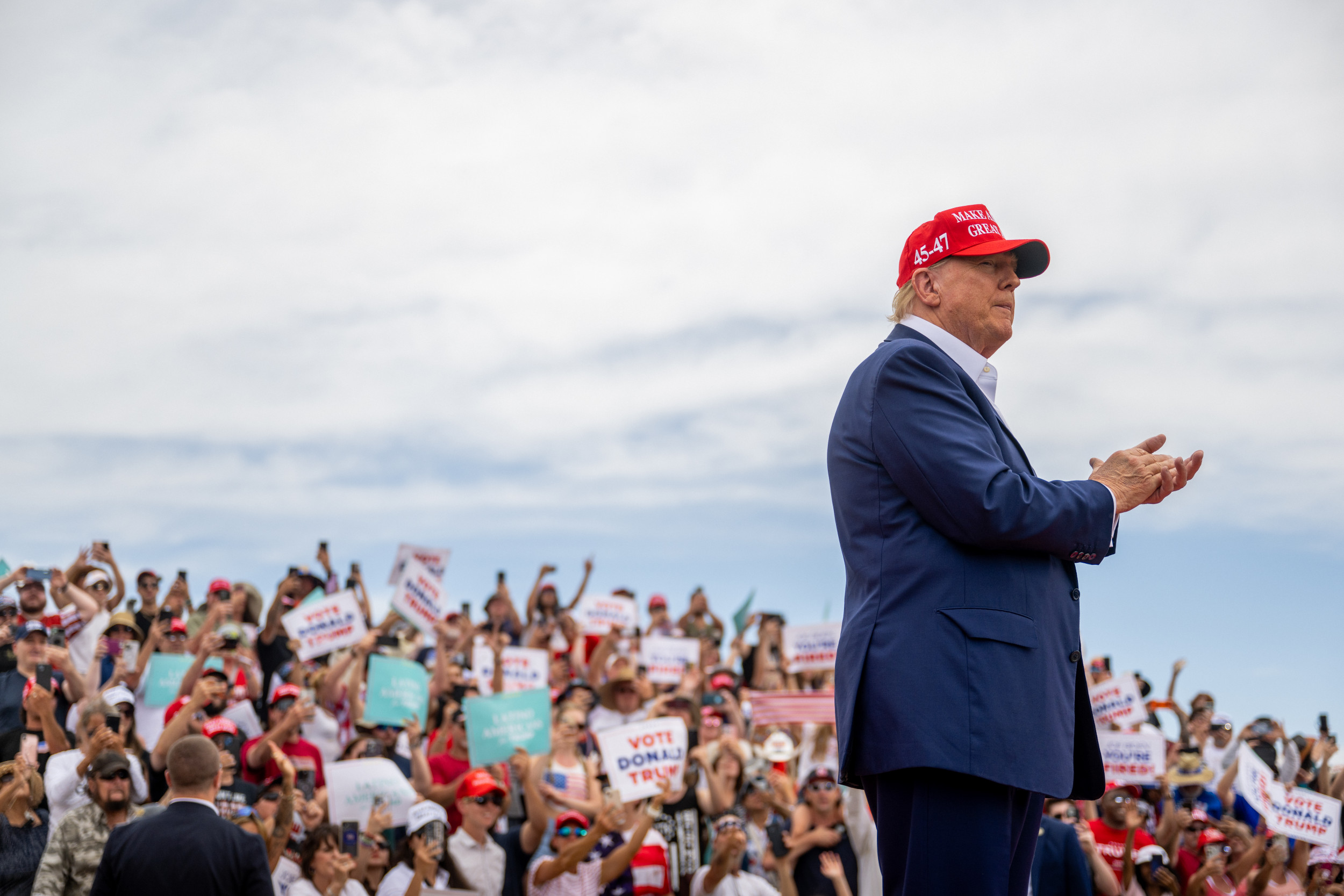 Donald Trump Shares Fresh Opinion of Taylor Swift in a New Book Newsweek