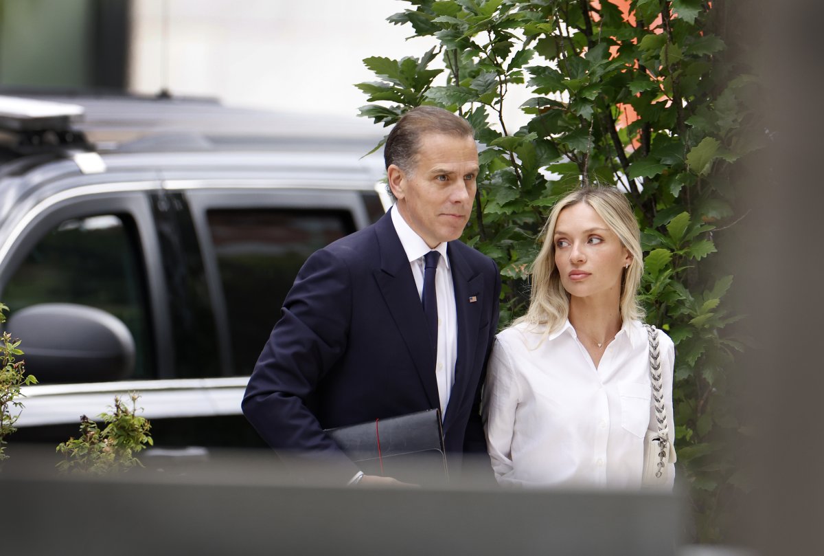 Hunter Biden Showed No Emotion, Kissed His Wife After Historic Verdict