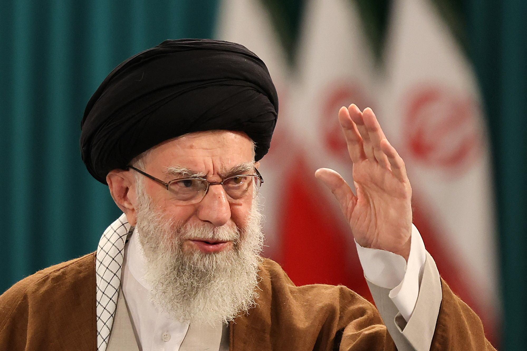 イラン、イスラエルへの復讐を誓う