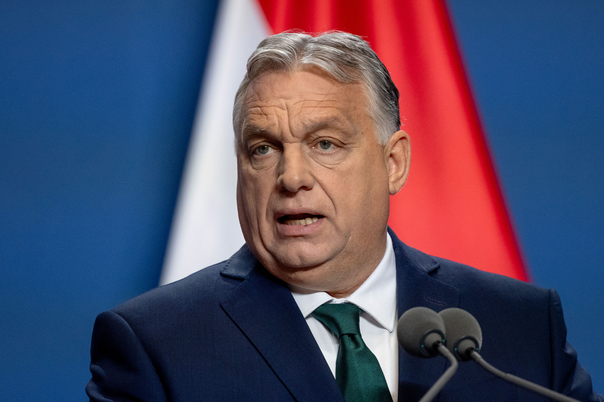 Trump Ally Forced To Pay 215 Million For Deporting Migrants Newsweek