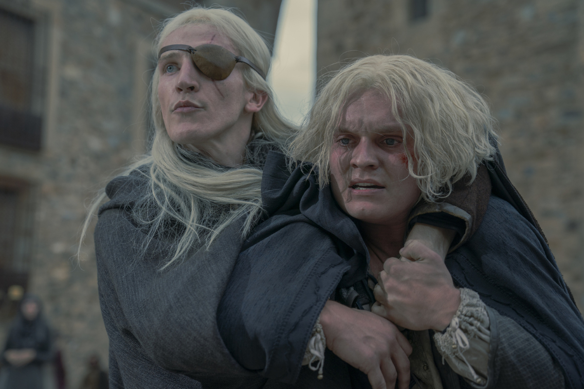 Ewan Mitchell (left), Tom Glynn-Carney, HofD, 2022