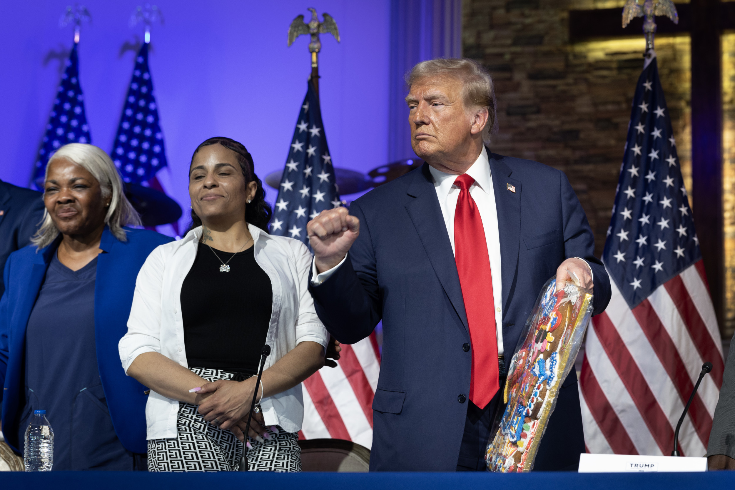 La foule de Donald Trump à l’église noire de Détroit fait sourciller