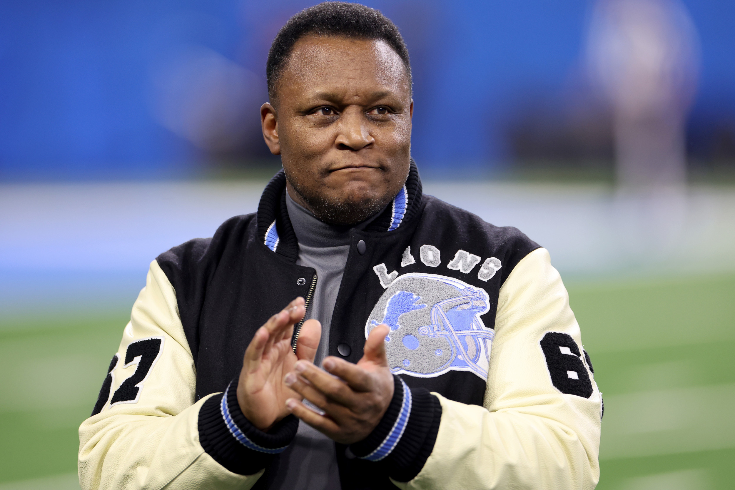 NFL Legend Barry Sanders Suffered Heart-Related Health Scare - Newsweek