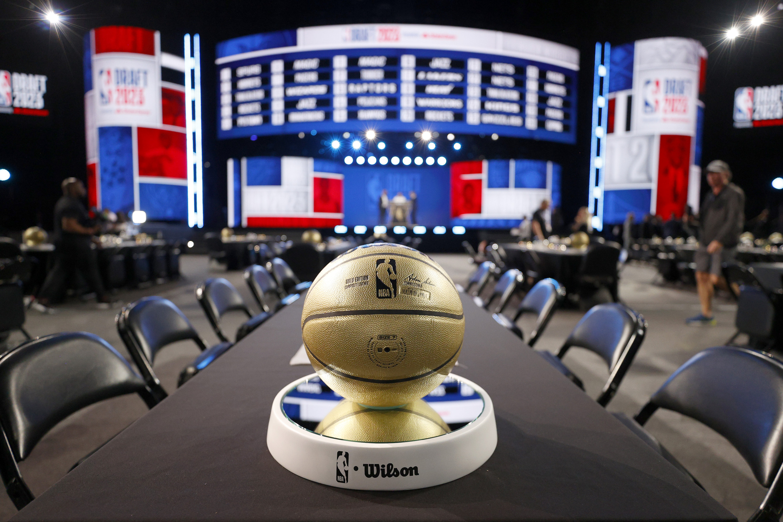 Surprising Western Conference Team Could Trade for No. 1 Pick from Hawks