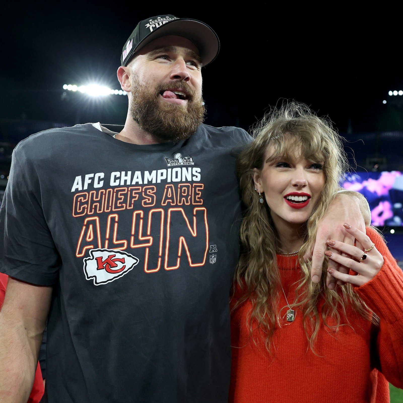 Why Taylor Swift Fans Think Travis Kelce's Onstage Appearance Was a Dig at Joe Alwyn - Newsweek