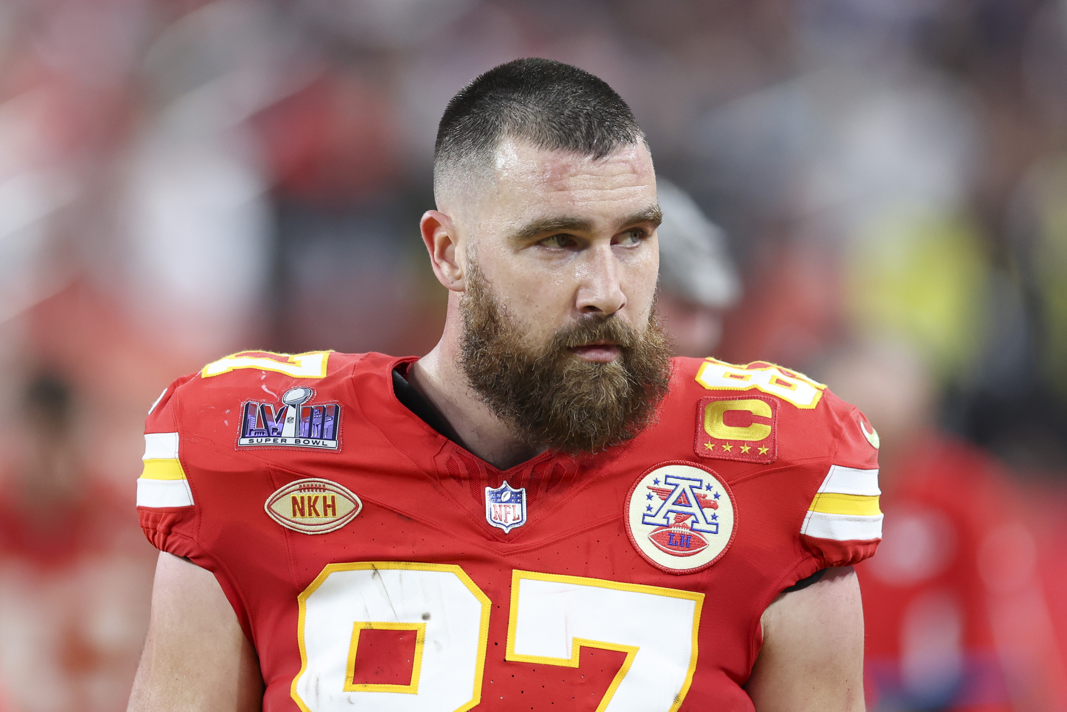 Why Fans Think Travis Kelce Shaded Joe Alwyn While Praising Taylor ...